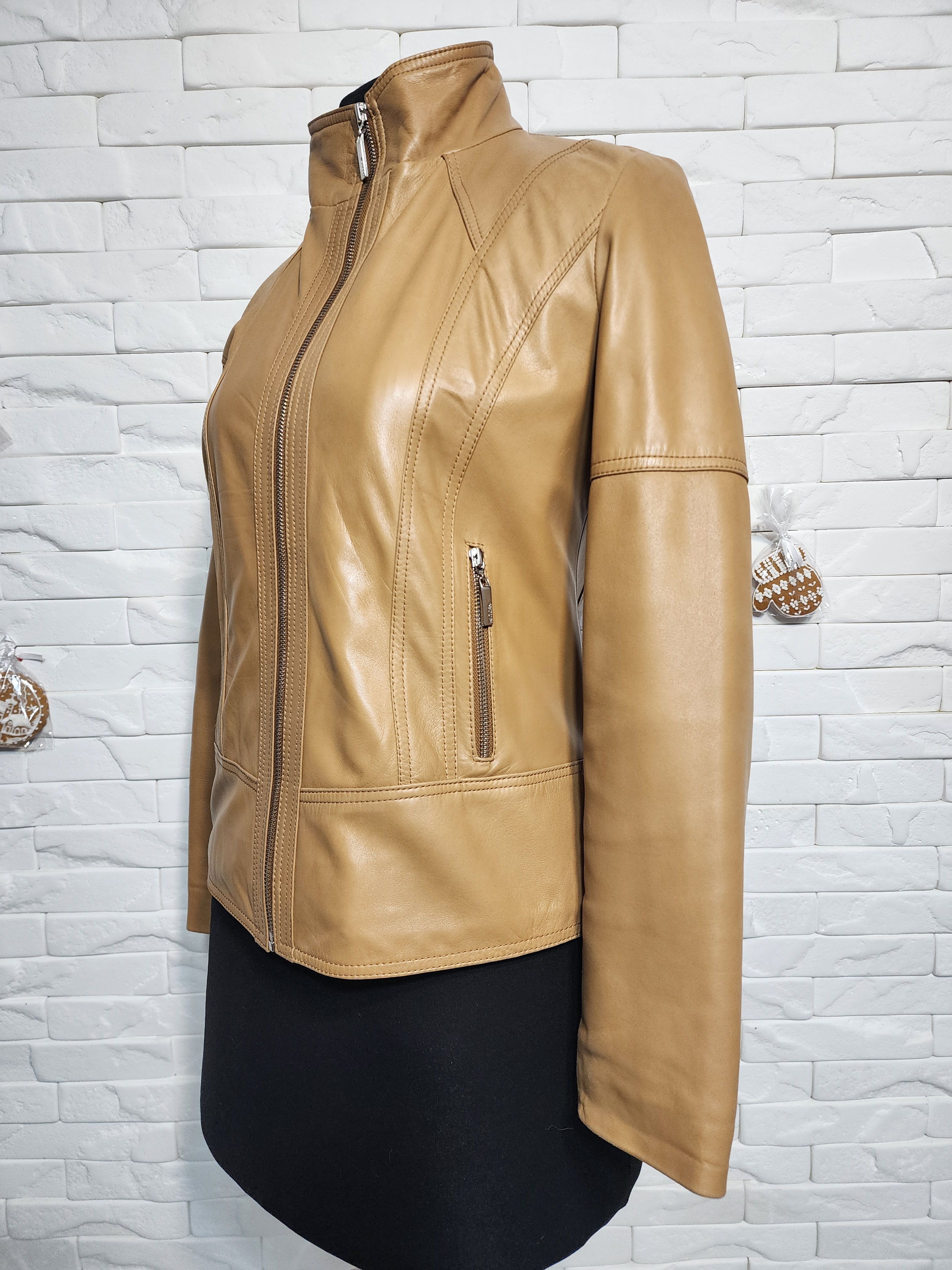 Other Brown Leather Jacket: Women's Sport Style, Metal Zipper Size M / US 6-8 / IT 42-44 - 2 Thumbnail