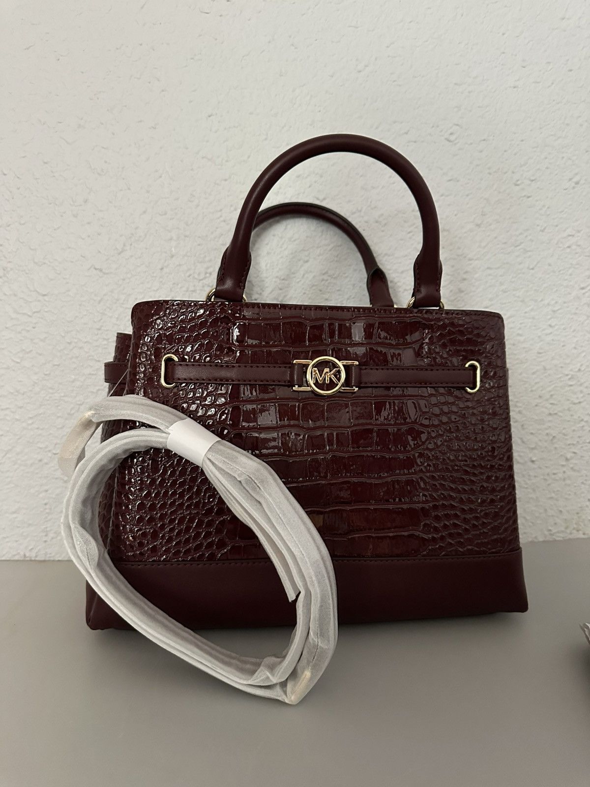 Michael Kors Reed Large Croc-Embossed Leather Belted Satchel Oxblood Size ONE SIZE - 8 Thumbnail
