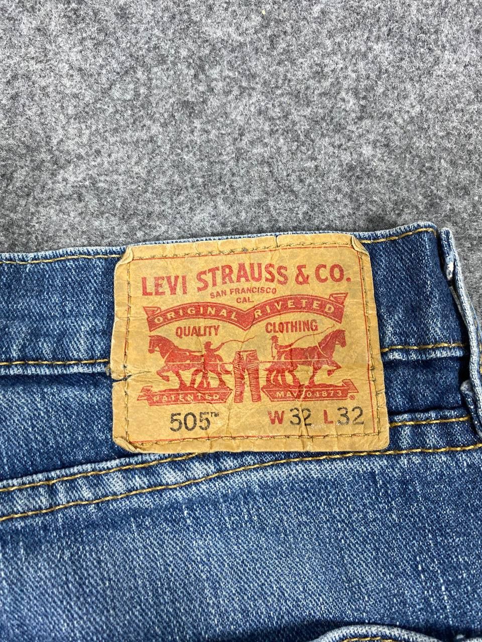 Levi's levis 505 distressed denim nice design Size US 35 - 5 Thumbnail