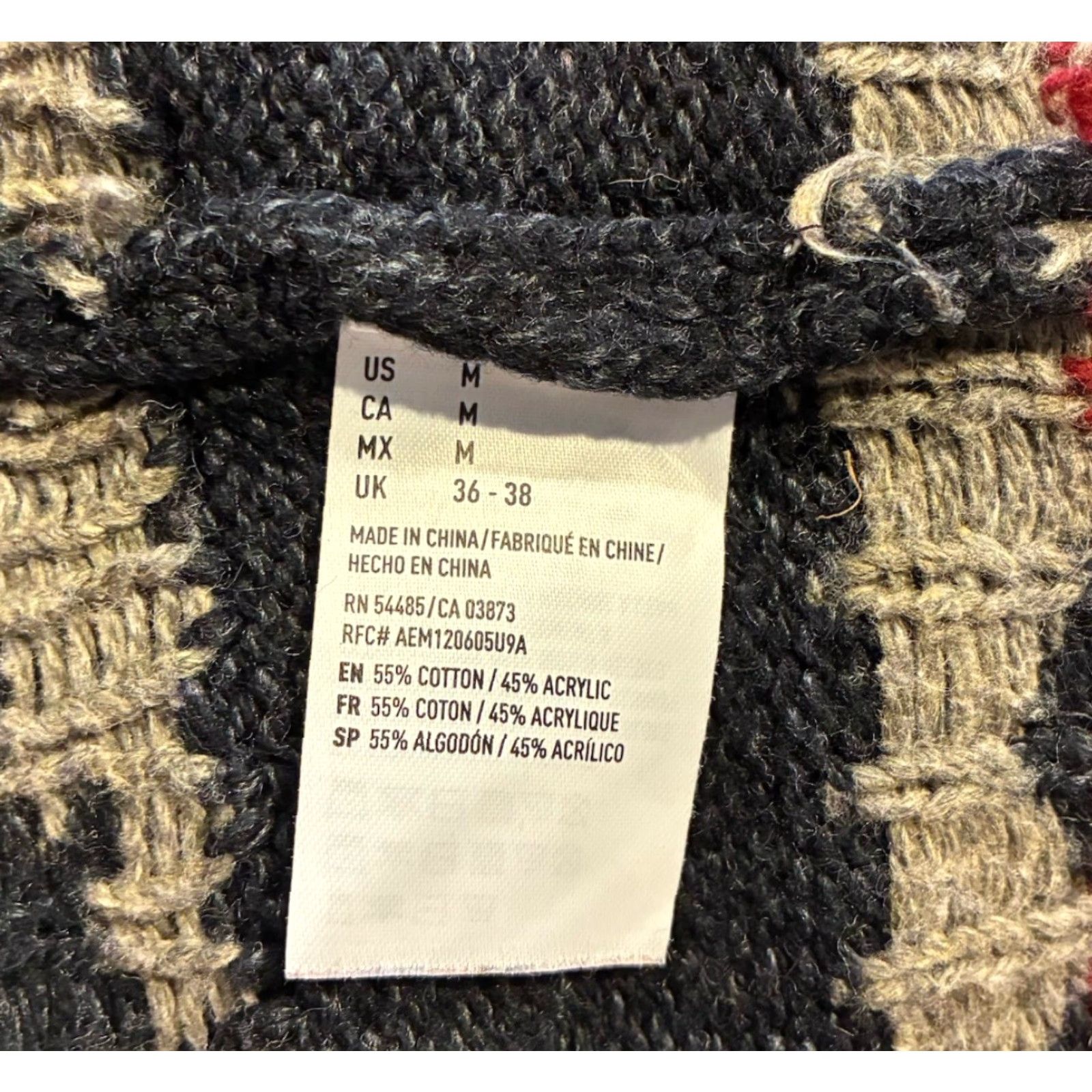 American Eagle Outfitters **American Eagle Outfitters Men’s M Gray Aztec Print Sweatshirt** User: American Eagle Outfitters Men’s M Gray Aztec Print Hoodie Size US M / EU 48-50 / 2 - 6 Thumbnail