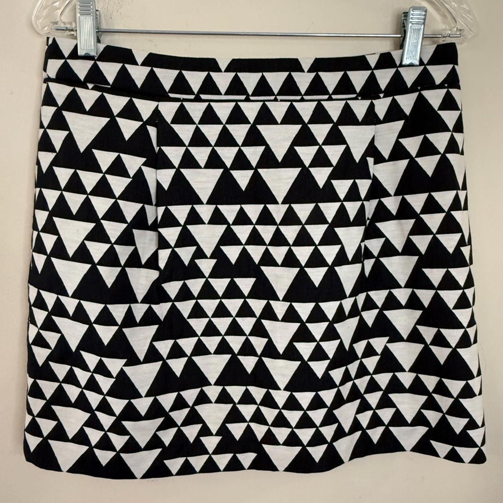 Other J. Crew Factory mini skirt black white diamond pattern SZ 6 Size 28" / US 6 / IT 42 - 1 Thumbnail