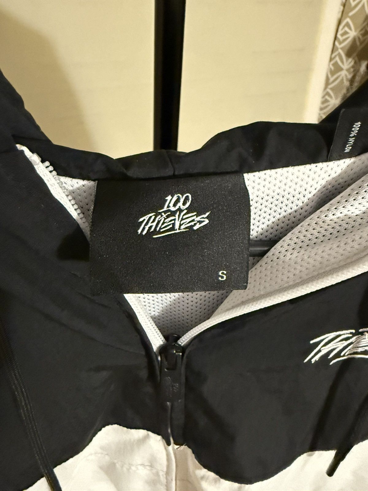 100 Thieves 100T Foundations Windbreaker - White Black Size US S / EU 44-46 / 1 - 3 Thumbnail