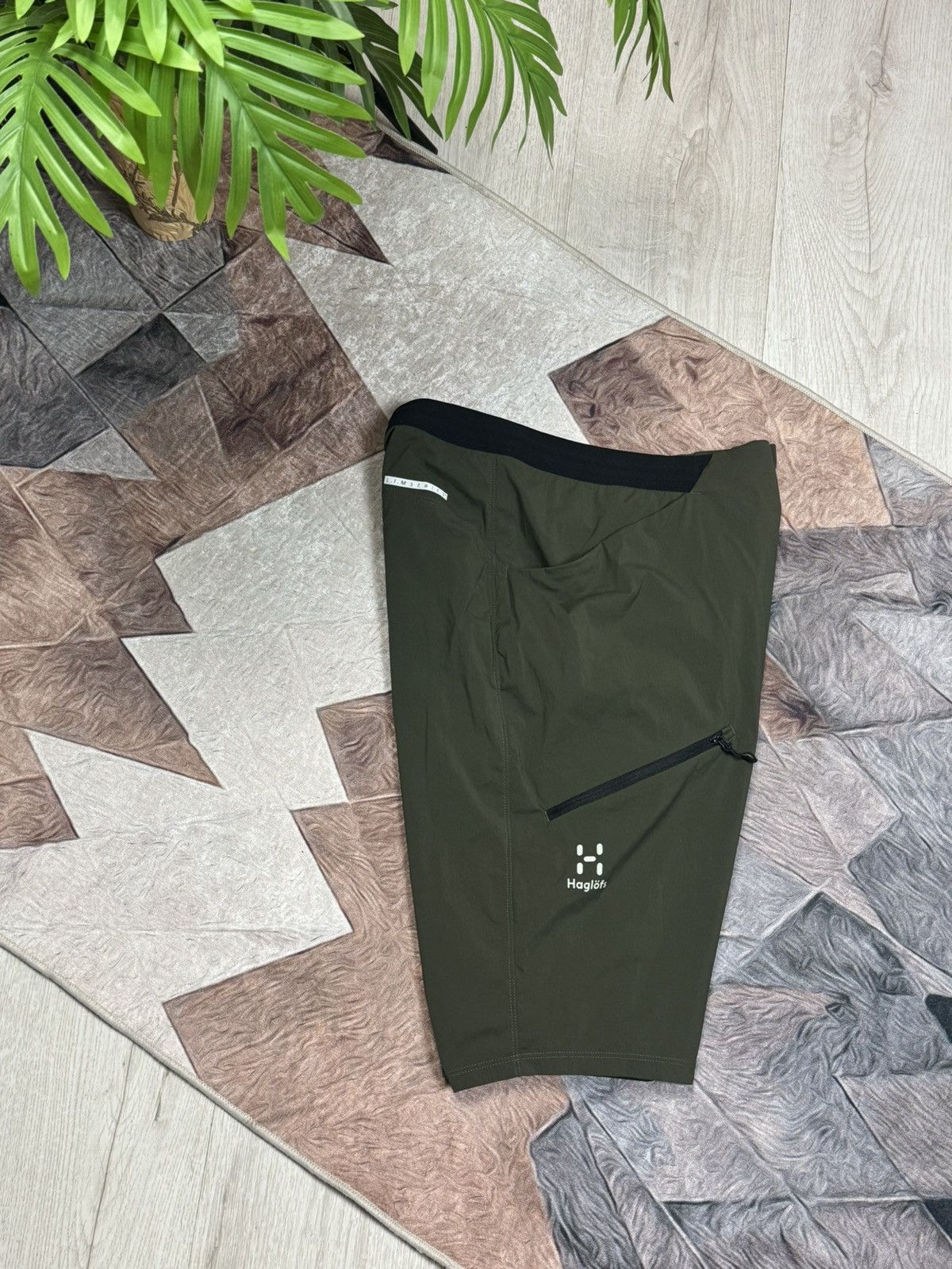Haglofs BERMUDA SHORTS - HAGLOFS - LIM FUSE SHORTS MEN SIZE XL Size US 36 / EU 52 - 12 Thumbnail