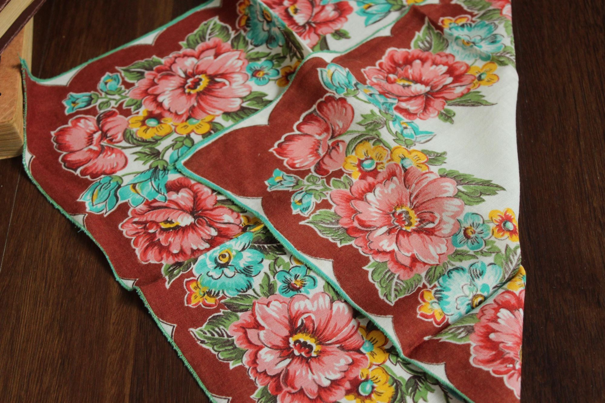 Vintage Vintage Handkerchief, Brown and Teal Wildflower Floral Print Size ONE SIZE - 8 Thumbnail