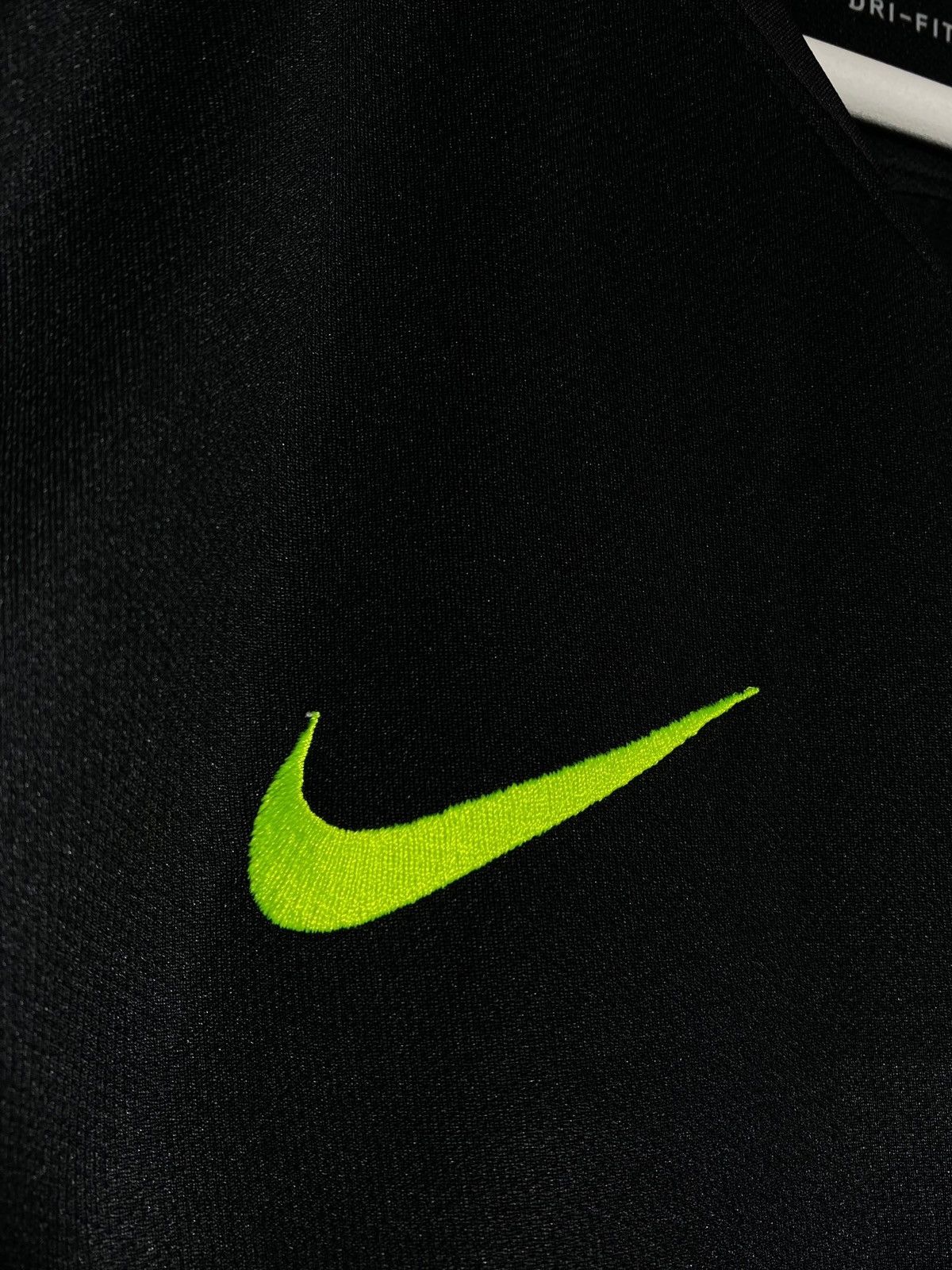 Nike Brighton & Hove Albion 2019/20 Goalkeeper Long Sleeve Jersey Size US L / EU 52-54 / 3 - 8 Thumbnail