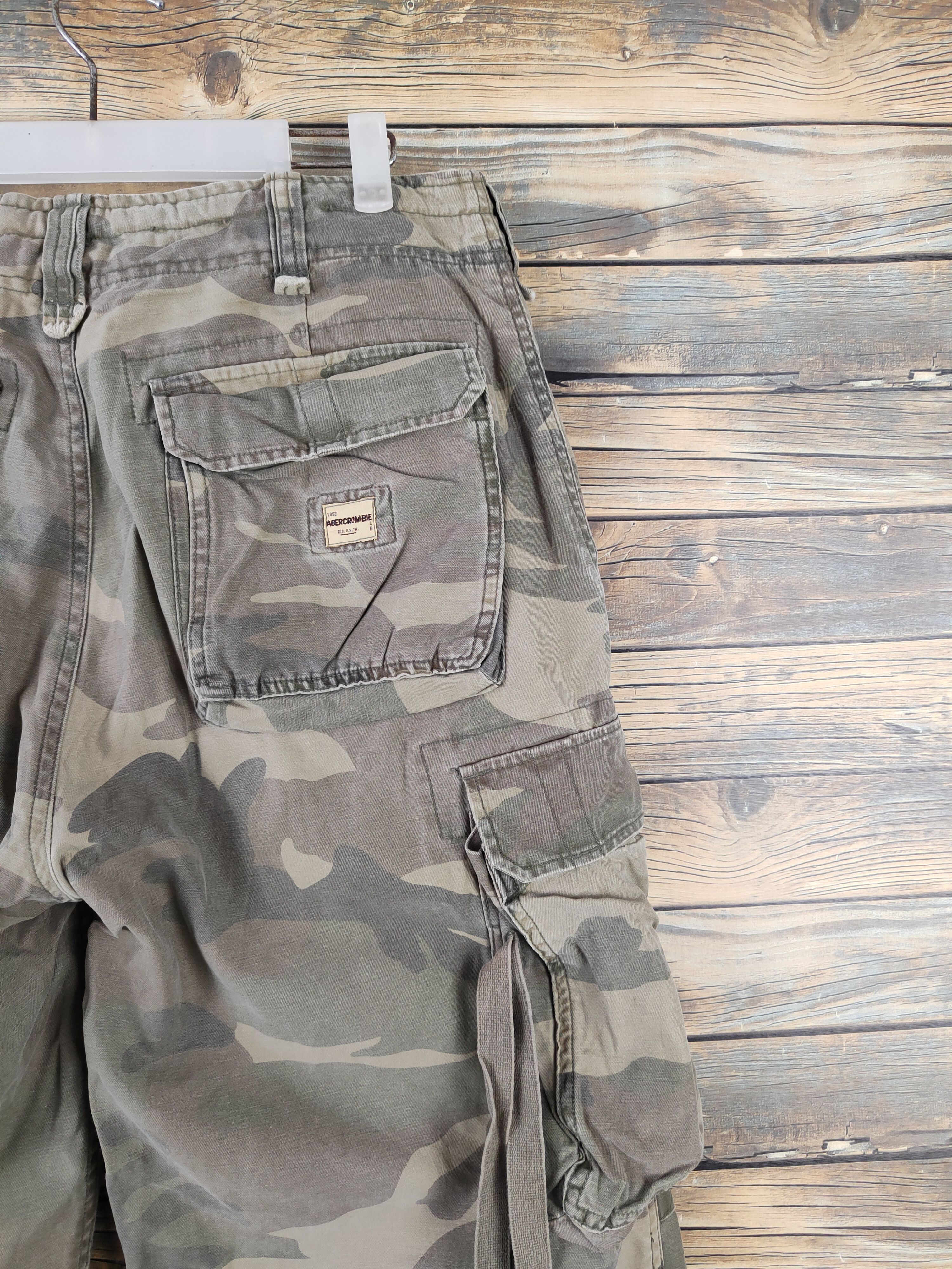 Abercrombie & Fitch DLL Abercrombie Camouflage Multipocket Cargo Pants #182 Size US 32 / EU 48 - 11 Thumbnail