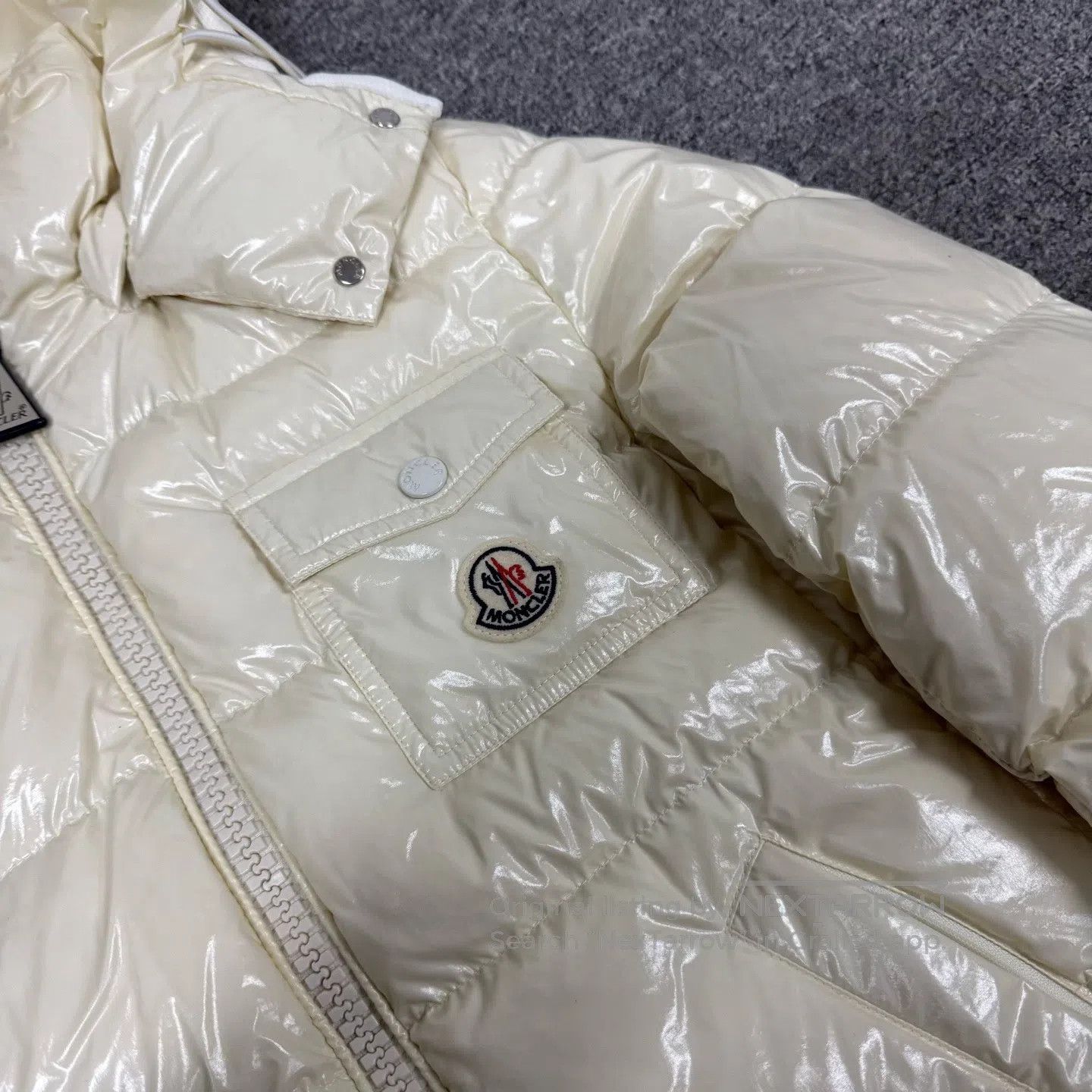 Moncler Moncler size 0 Android chest front pocket logo down jacket| Size XS / US 0-2 / IT 36-38 - 4 Thumbnail