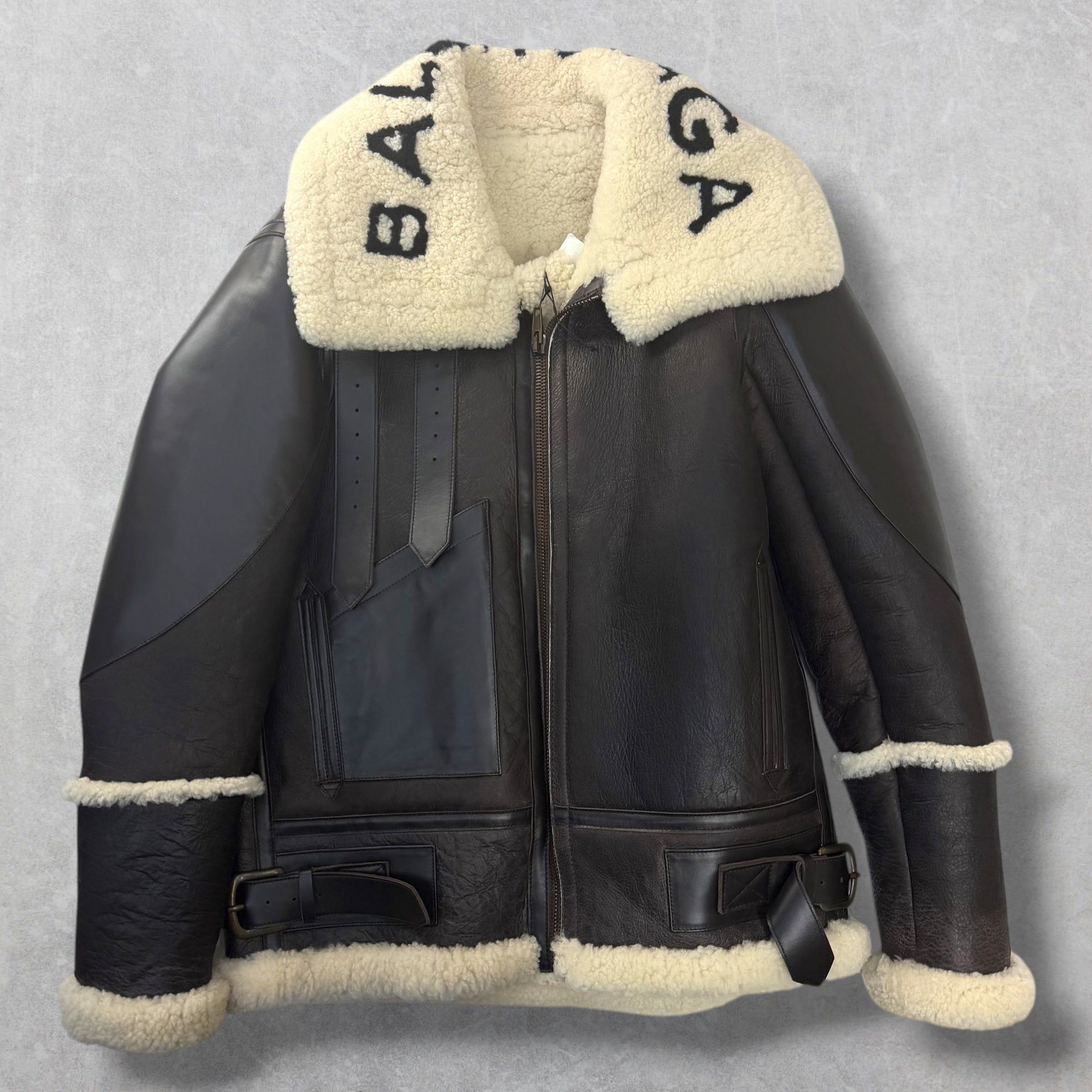 Balenciaga Balenciaga "Le Bombardier" Oversized Shearling Jacket 36 (M) Size US M / EU 48-50 / 2 - 1 Thumbnail