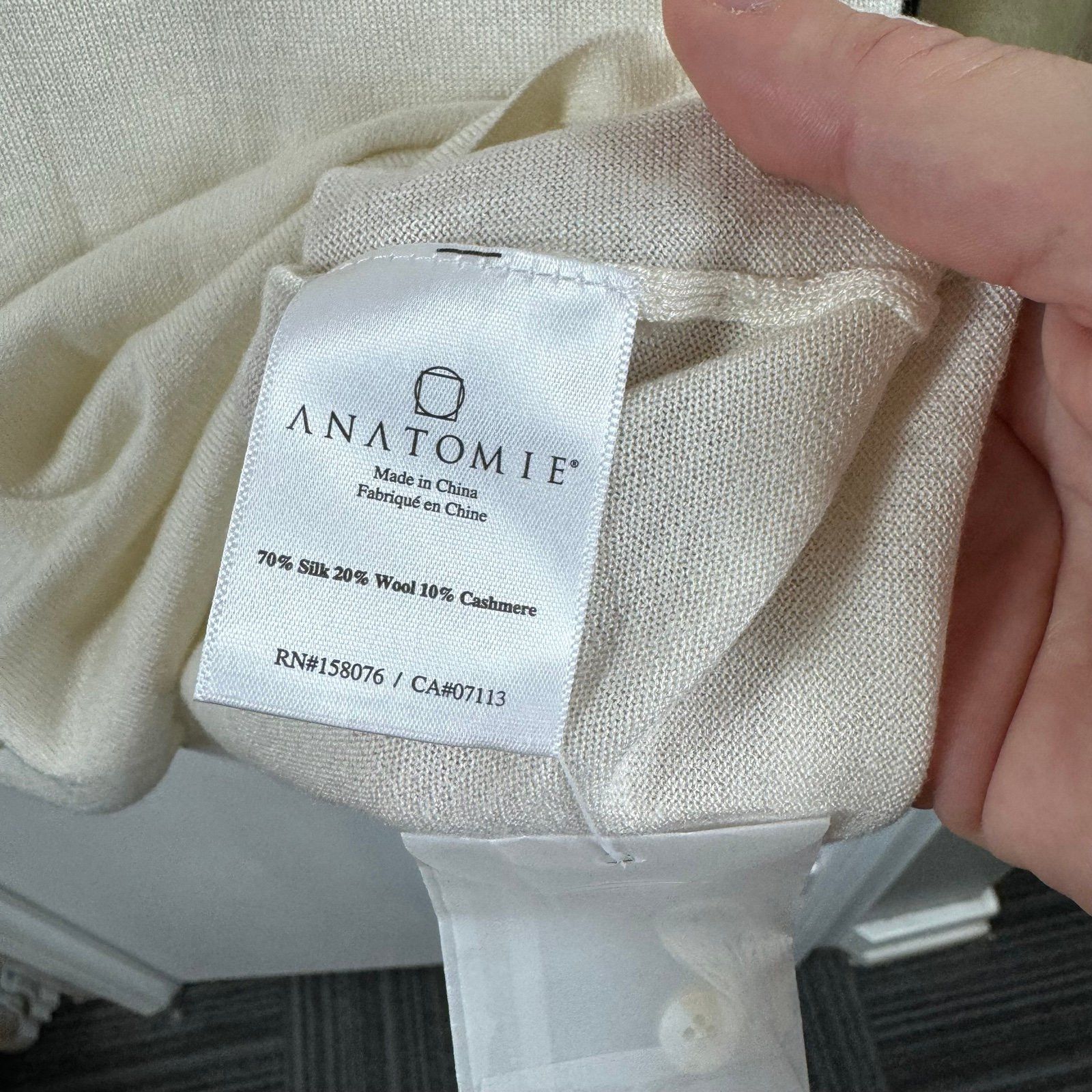 Anatomie ANATOMIE Helena button sleeve cashmere sweater white Size M / US 6-8 / IT 42-44 - 7 Thumbnail