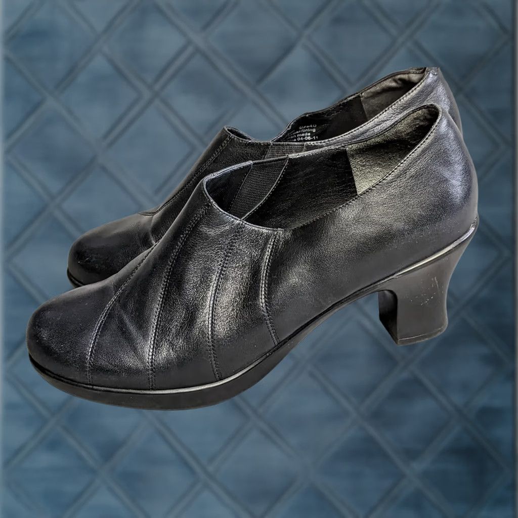 Dansko Dansko Women's Size 40 Black Leather Block Heel Slip-On Dress Comfort Work Shoes Size M / US 6-8 / IT 42-44 - 1 Thumbnail