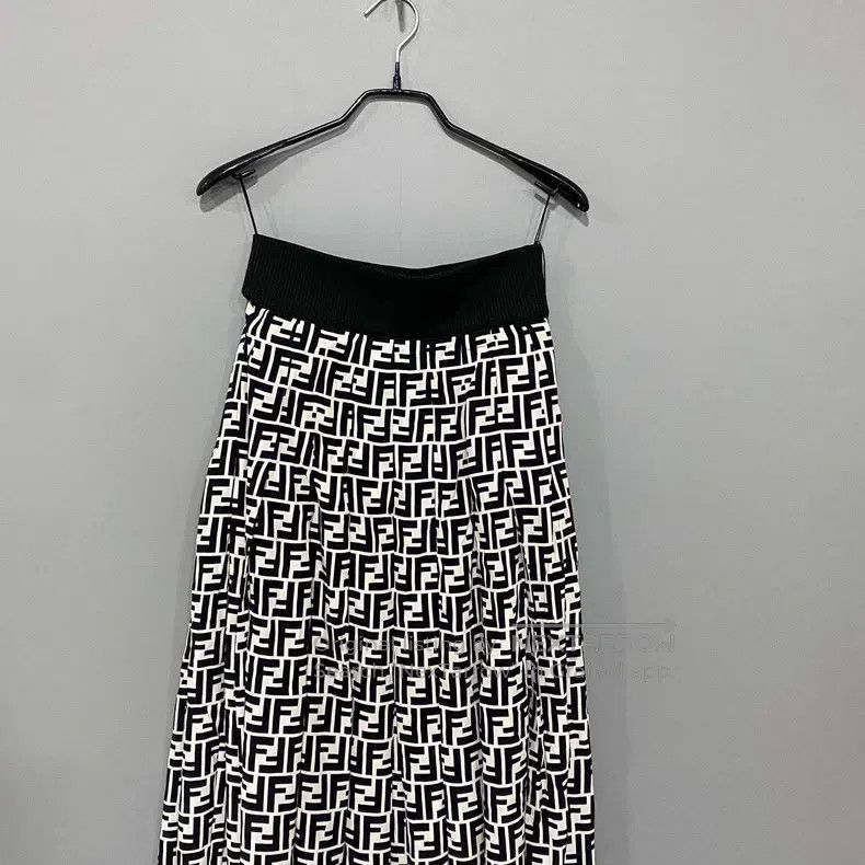 Fendi Fendi Full Print Monogram Silk Maxi Dress Size 25" / US 0 / IT 36 - 2 Thumbnail
