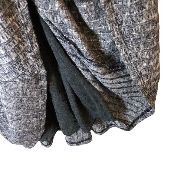 Anthropologie Anthropologie Dolan Short Sleeve Knit Dress V-Neck Ribbed Gray Lined A-Line Shirt Dress M Womens Size 32" / US 10 / IT 46 - 6 Thumbnail