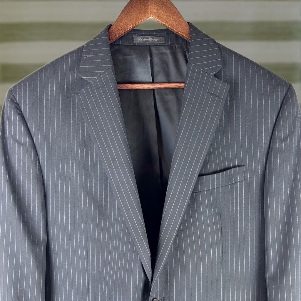 Chaps VINTAGE CHAPS Blazer Mens 42R Black Pinstripe 2 Button Notch Lapel Wool Blend Jacket Size 42R - 1 Thumbnail