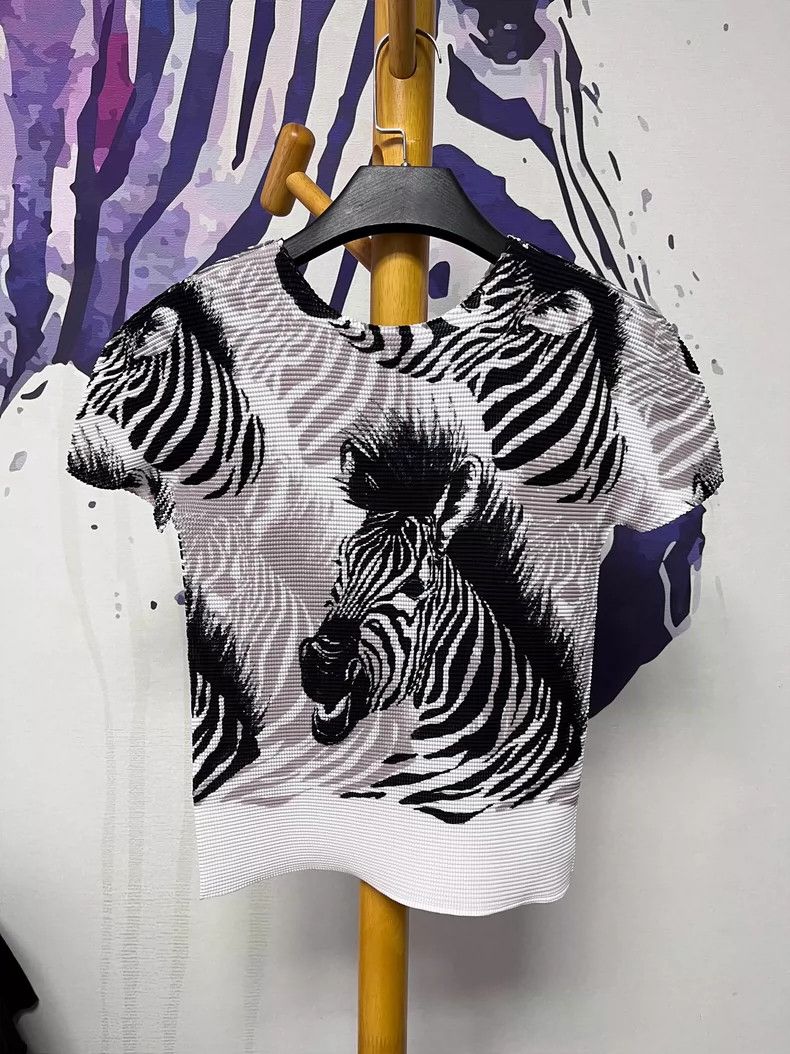 Issey Miyake issey miyake size:one size Zebra pleated coat Size XXS / US 00 / IT 34 - 3 Thumbnail
