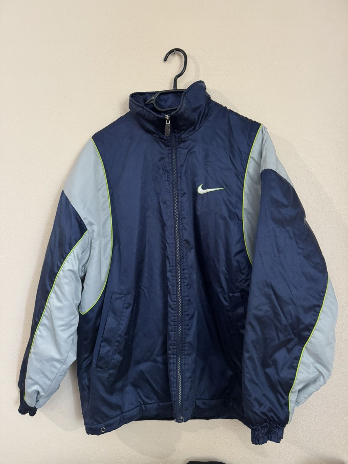 Nike Nike Puffer Jacket with All-Over Swoosh Logo Size US L / EU 52-54 / 3 - 2 Thumbnail