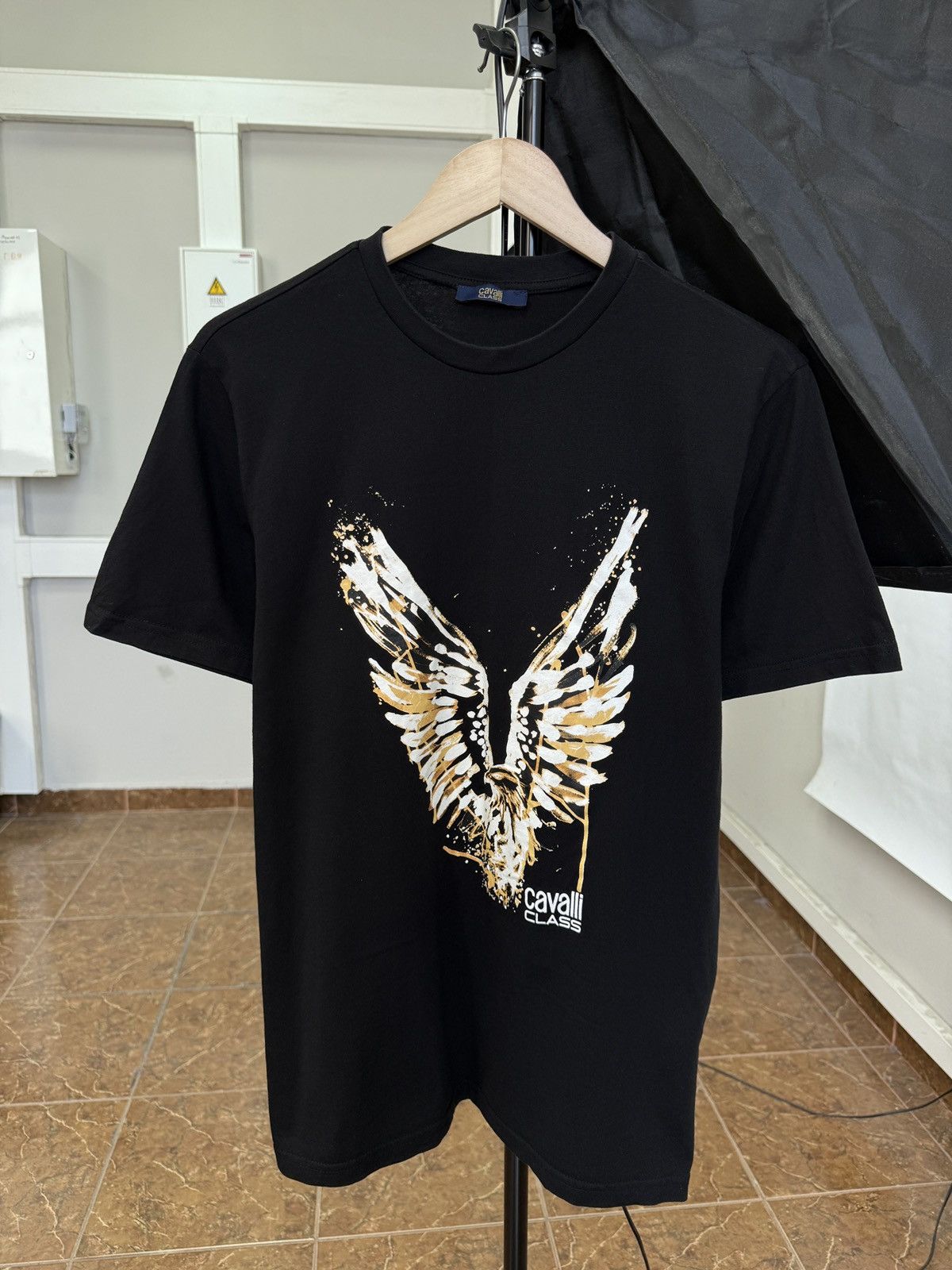 Roberto Cavalli 🇮🇹 Cavalli Class Roberto Cavalli Just Cavalli T-Shirt Retro Size US L / EU 52-54 / 3 - 1 Thumbnail