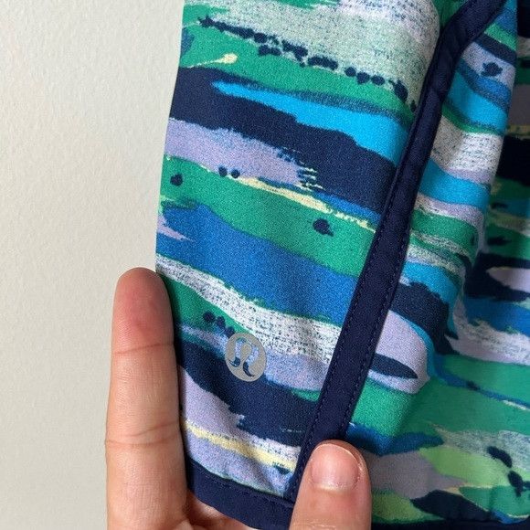 Lululemon Lululemon Tracker Shorts ||| Size 27" / US 4 / IT 40 - 4 Thumbnail