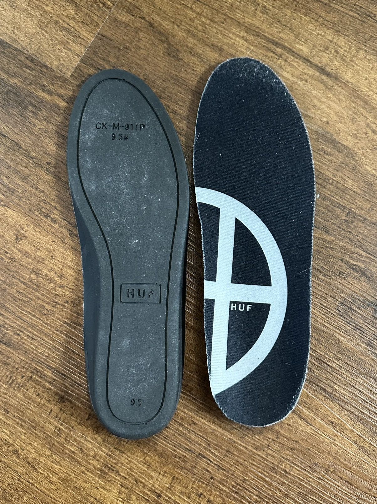 Huf Huf “Chukka” Mid Size US 9.5 / EU 42-43 - 7 Thumbnail
