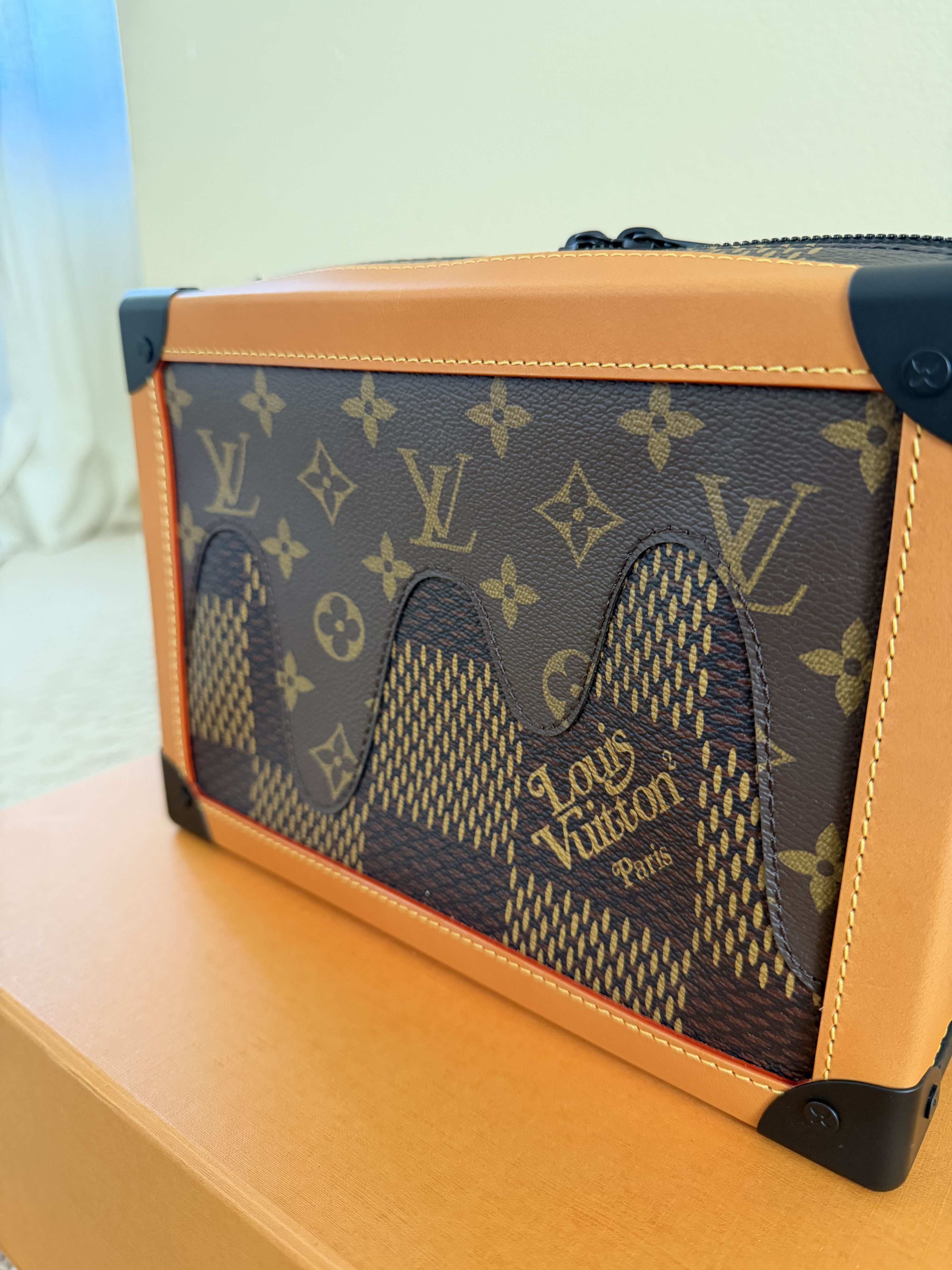 Louis Vuitton × Nigo Louis Vuitton Nigo Trunk Size ONE SIZE - 2 Thumbnail