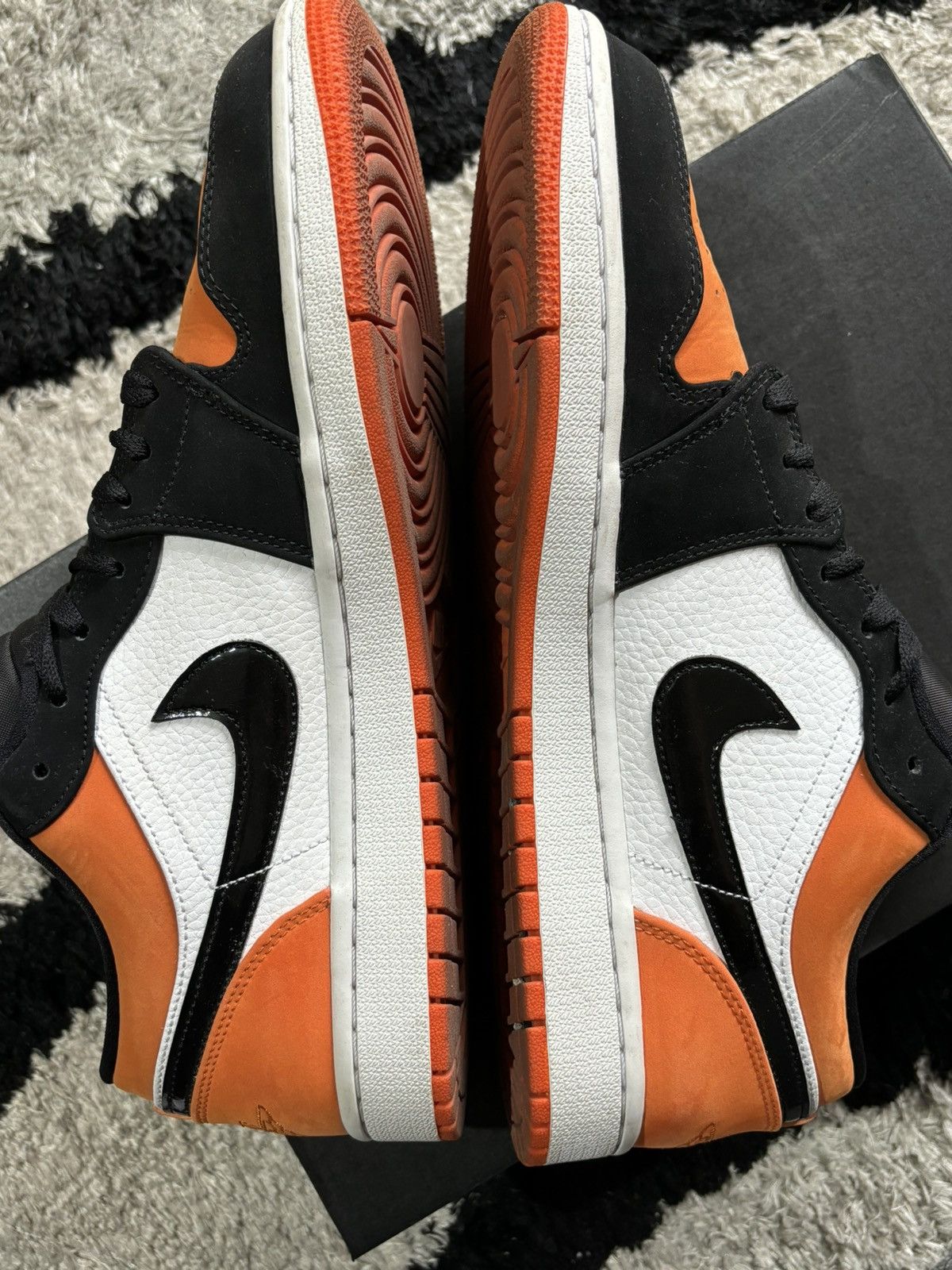 Jordan Brand Air Jordan 1 Low SBB Shattered Backboard 2021 Size US 11 / EU 44 - 7 Thumbnail
