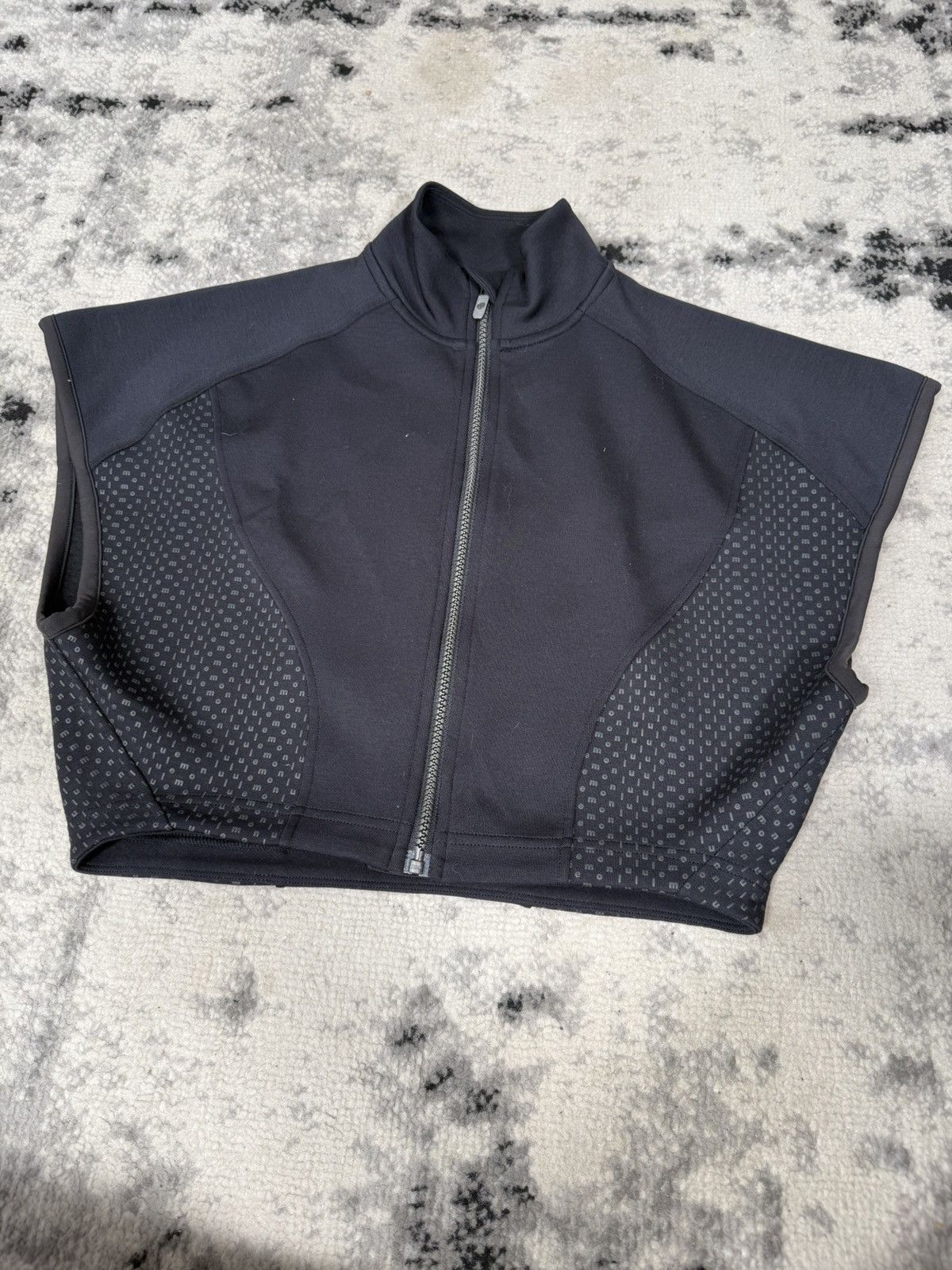 Lululemon Lululemon Embossed Panel Full Zip Sleeveless Jacket Size XXS / US 00 / IT 34 - 5 Thumbnail