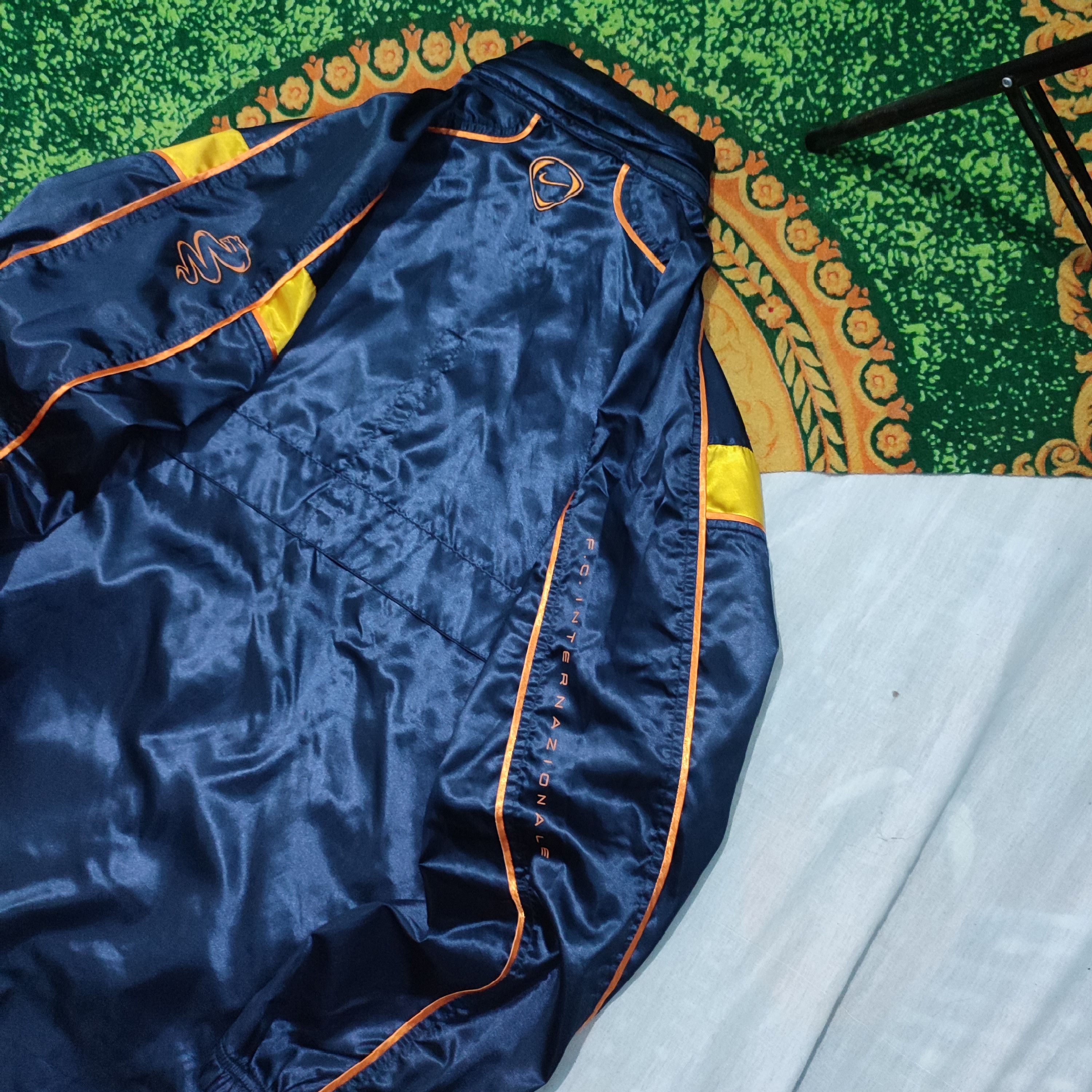 Nike × Vintage Inter Milan 2001/02 Training Jacket Size US L / EU 52-54 / 3 - 6 Thumbnail
