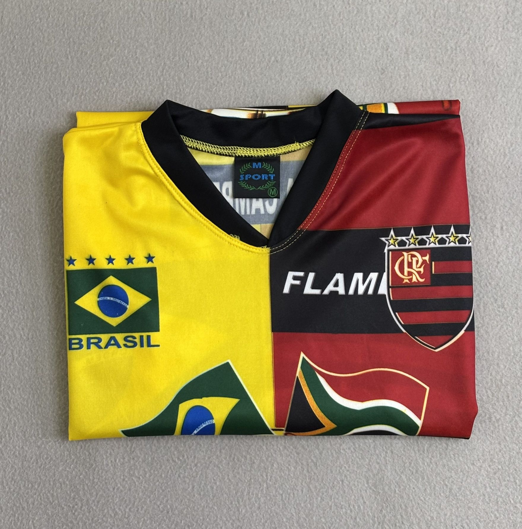Vintage CR Flamengo Brazil Football Jersey Size M Size US M / EU 48-50 / 2 - 15 Thumbnail