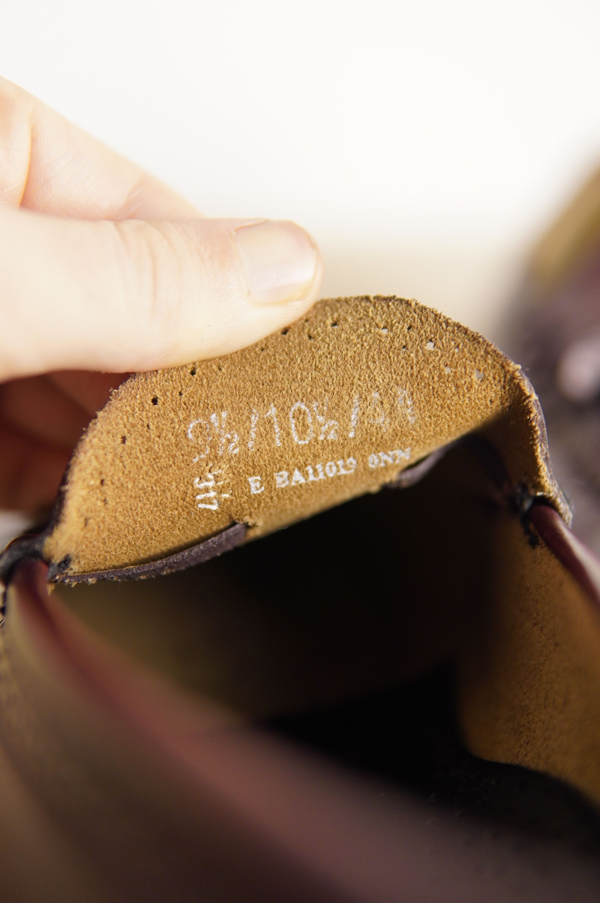 G.H. Bass & Co. Bass Weejuns Larkin Brogue Leather Wine Size US 10.5 / EU 43-44 - 11 Thumbnail