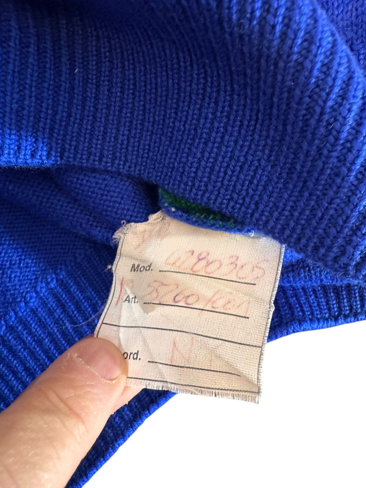 Versace Gianni Versace vintage wool knit sweater IT48 Size US M / EU 48-50 / 2 - 9 Thumbnail