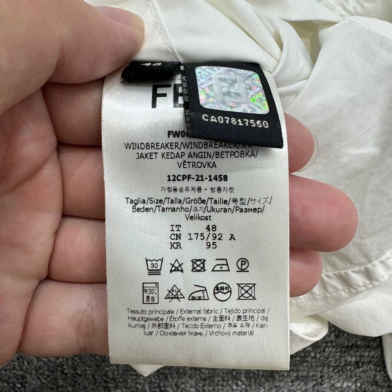 Fendi Fendi White Windbreaker Jacket Size US M / EU 48-50 / 2 - 5 Thumbnail