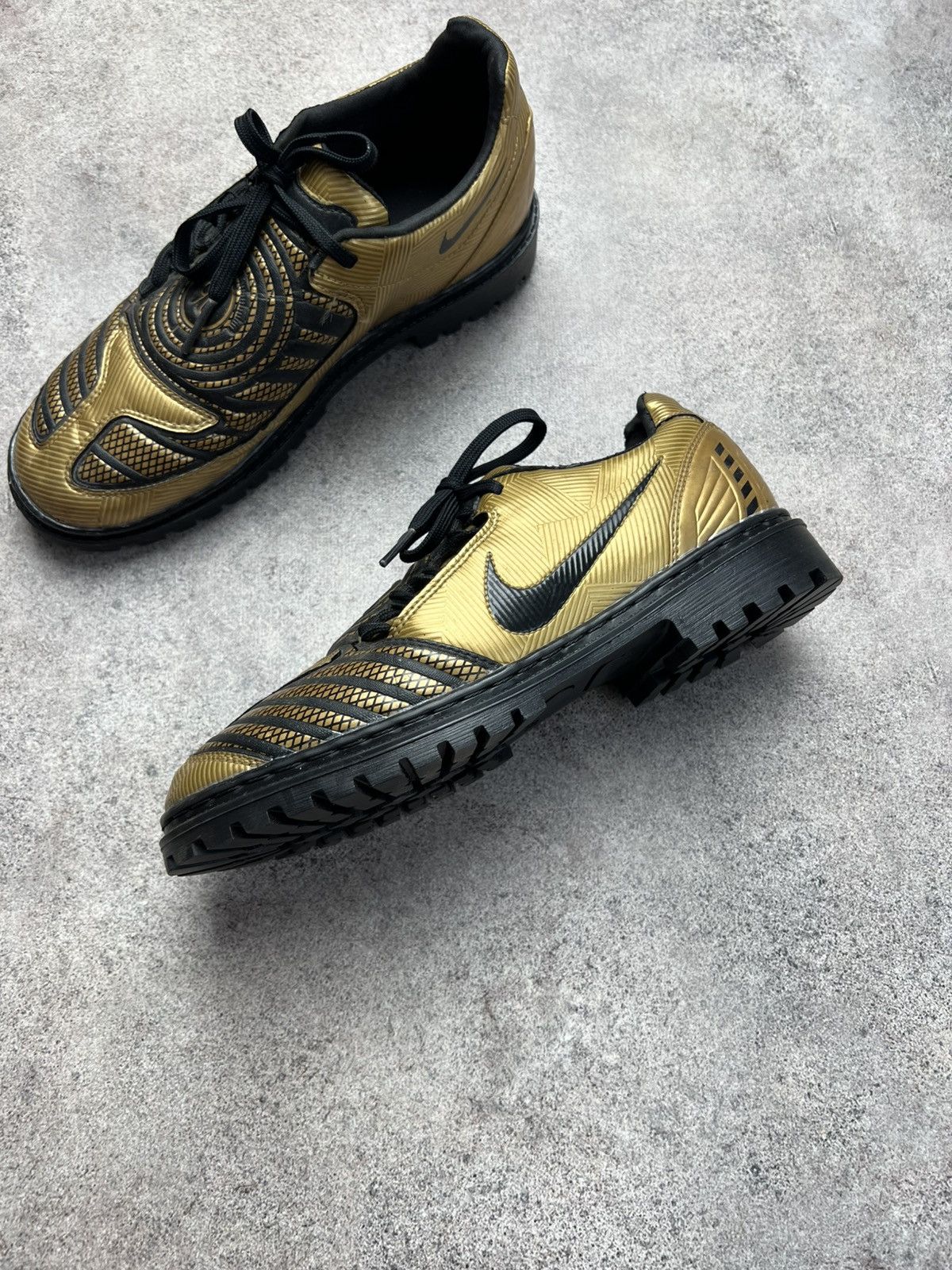 Nike × Vintage Nike Totally 90 iconic sneakers Size US 6.5 / EU 39-40 - 2 Thumbnail