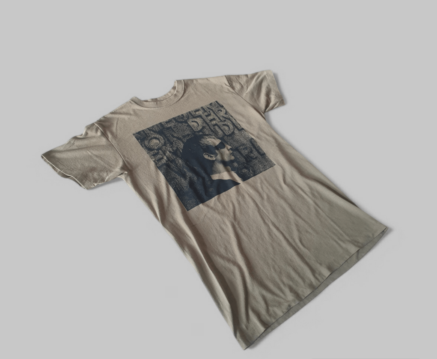 Band Tees Vintage 90s Divine Comedy shirt Size US S / EU 44-46 / 1 - 3 Thumbnail