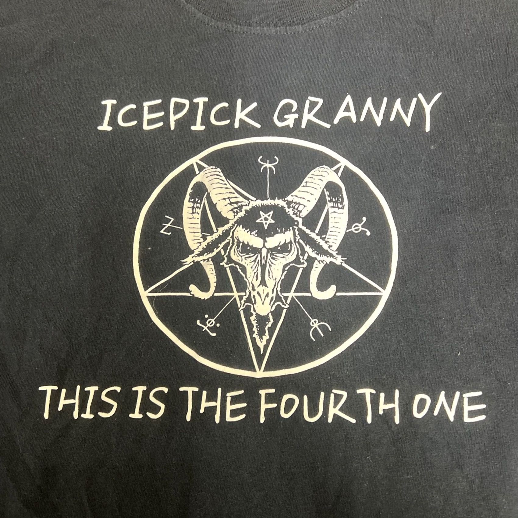 Vintage VINTAGE Ice Pick Granny Black T-Shirt Mens Size S Size US S / EU 44-46 / 1 - 3 Thumbnail