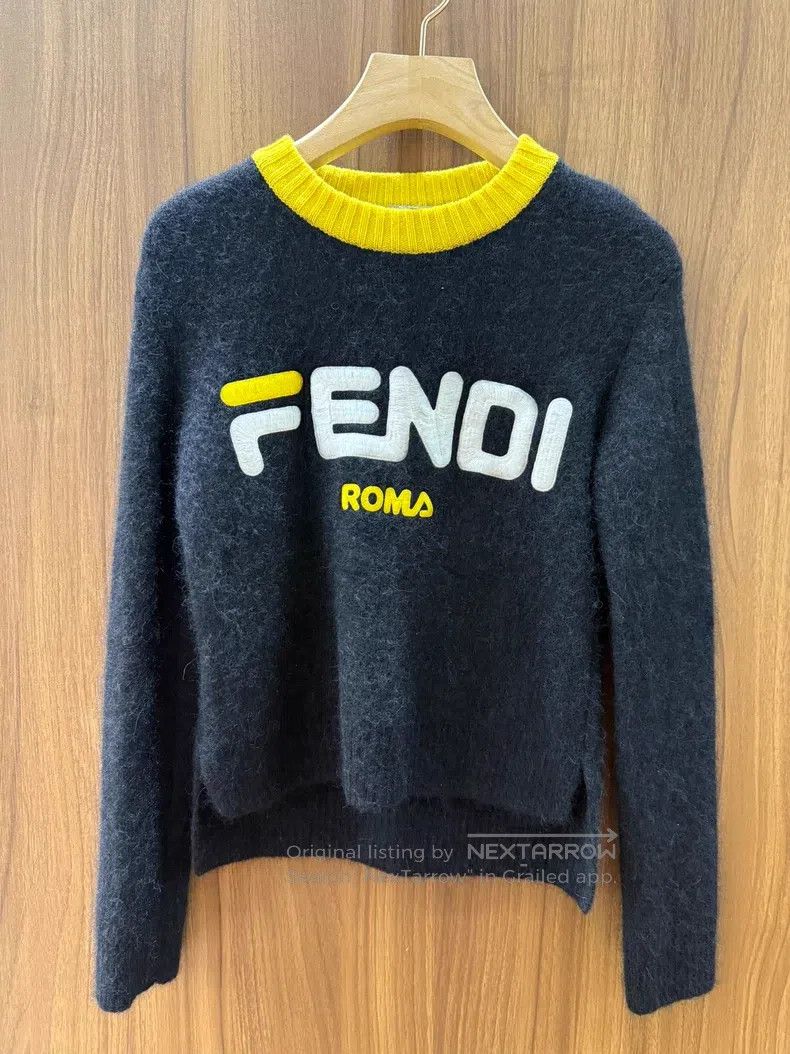 Fendi Fendi Wool blend sweater Size XS / US 0-2 / IT 36-38 - 1 Thumbnail
