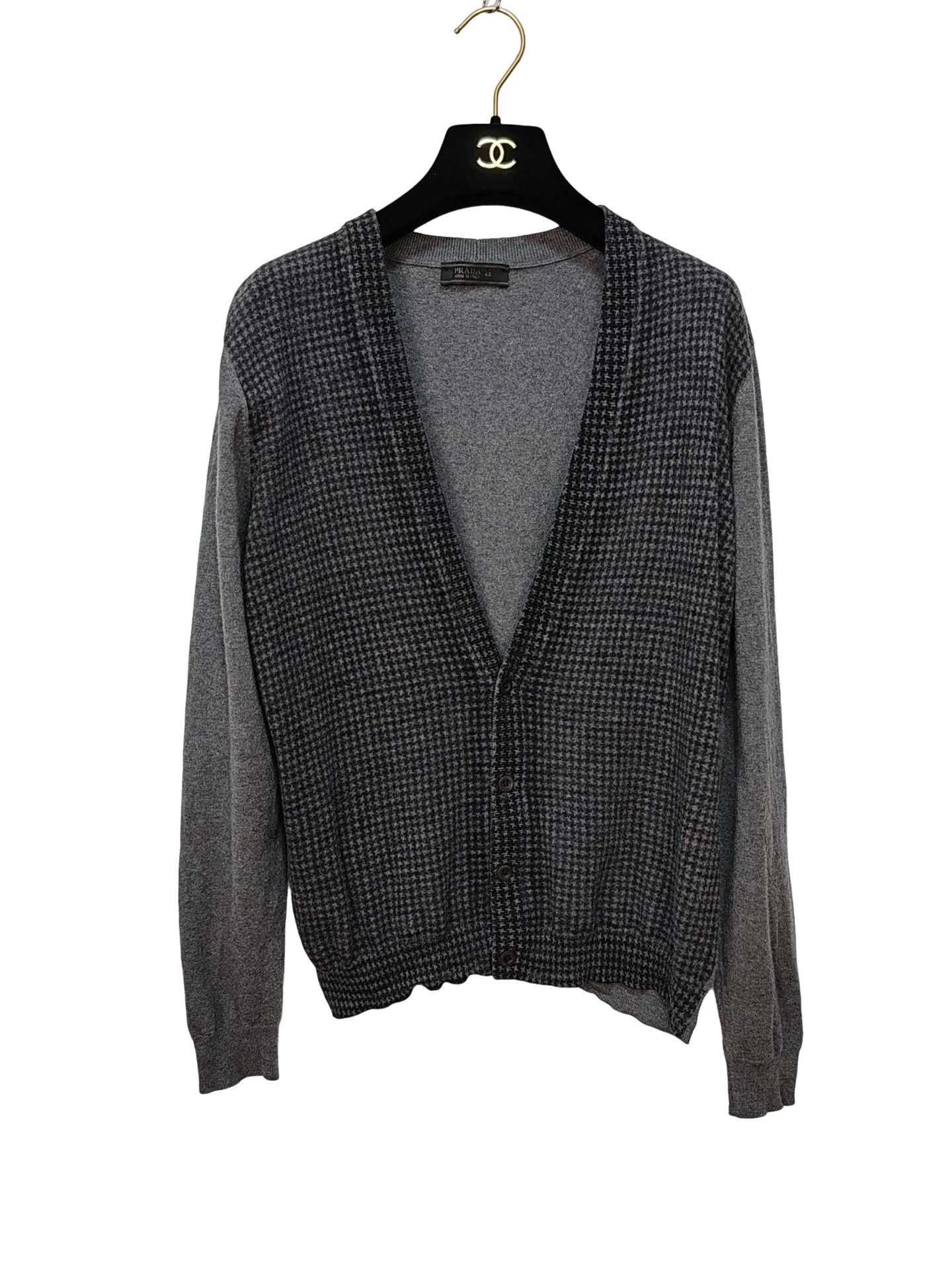 Prada Prada Houndstooth Knit Cardigan Size M Size US M / EU 48-50 / 2 - 1 Thumbnail