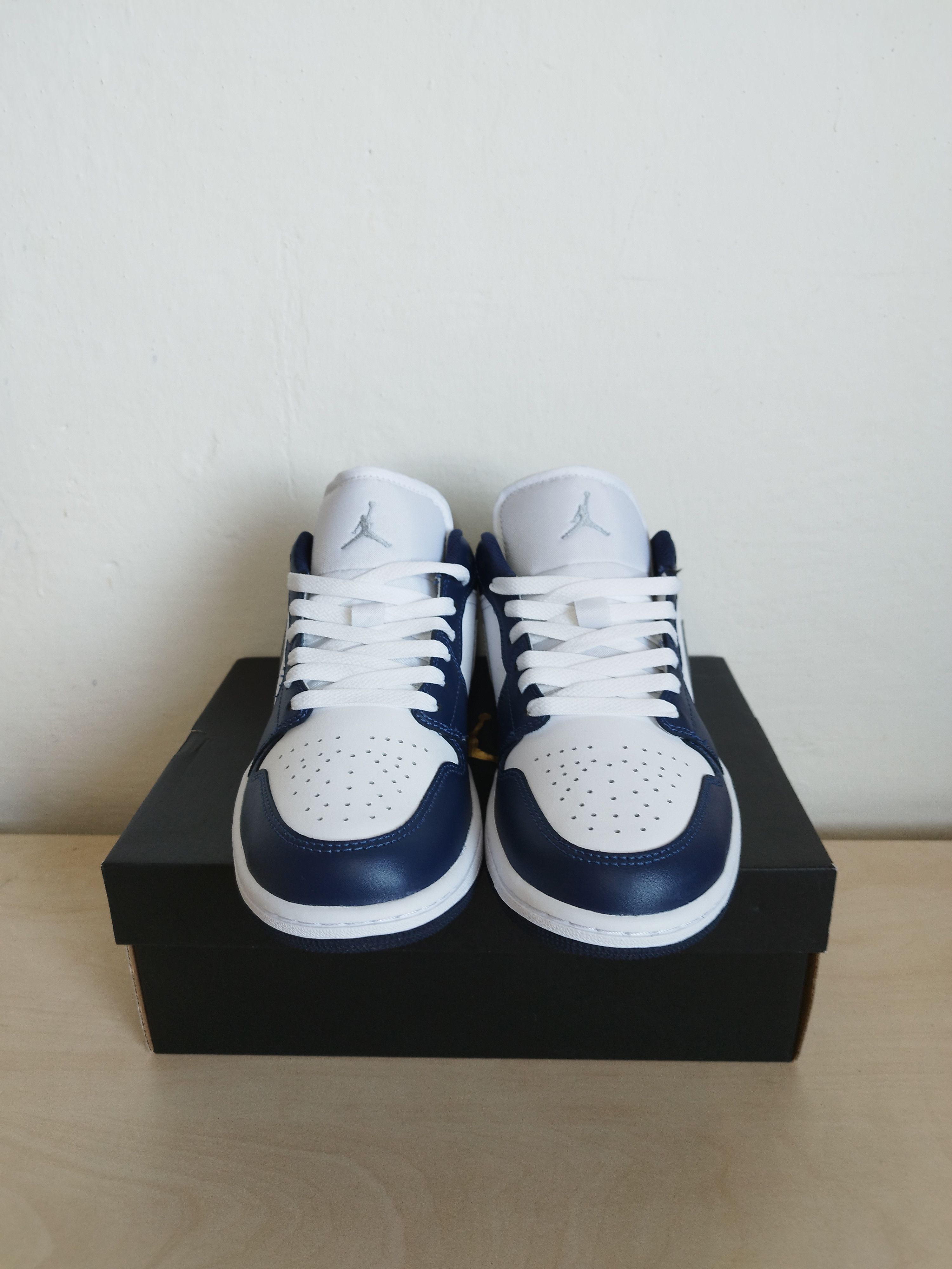 Nike AIR Jordan 1 Low Size US 9 / EU 42 - 6 Thumbnail