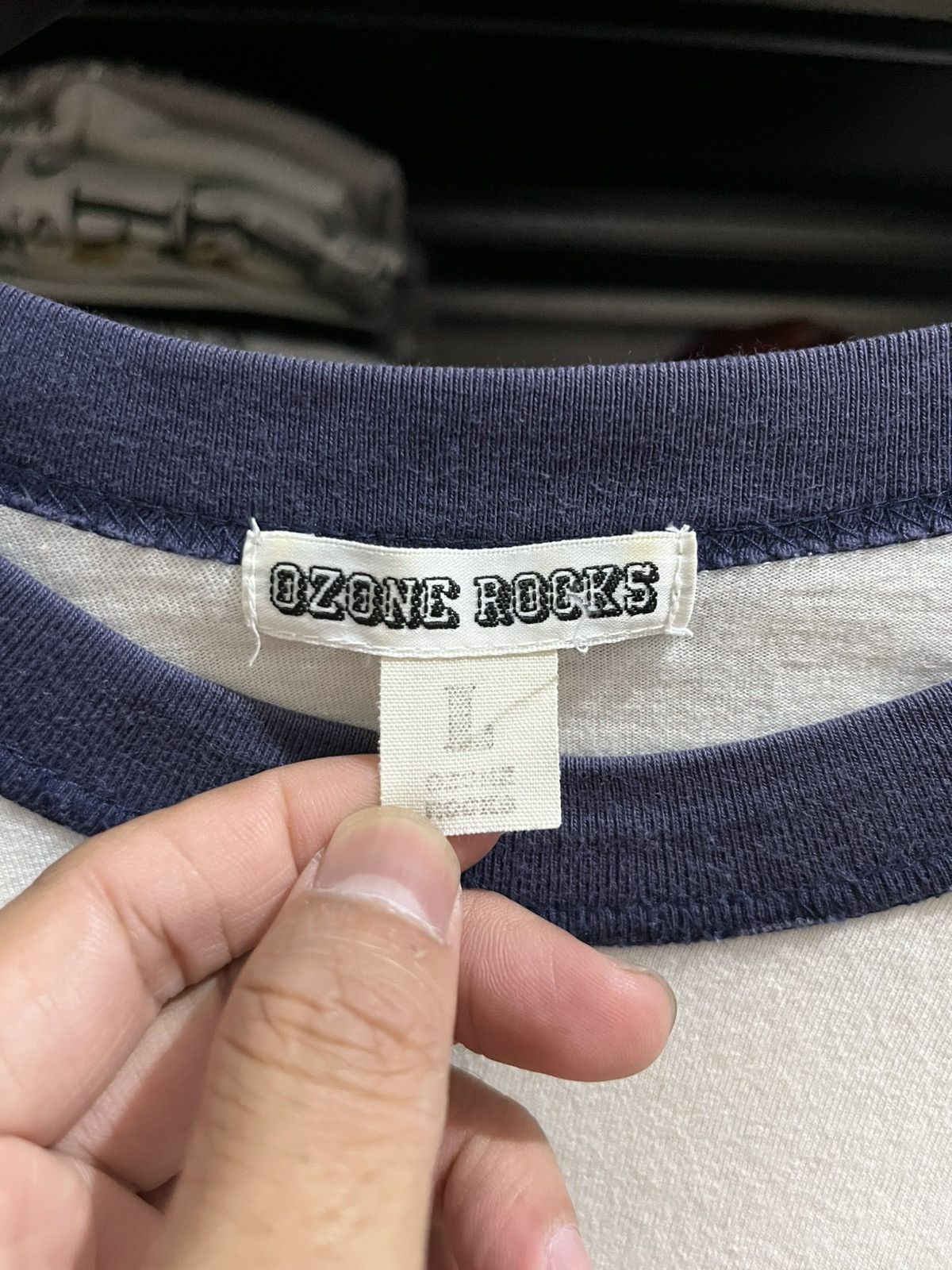20471120 Vinatage ozone rocks Size US M / EU 48-50 / 2 - 3 Thumbnail