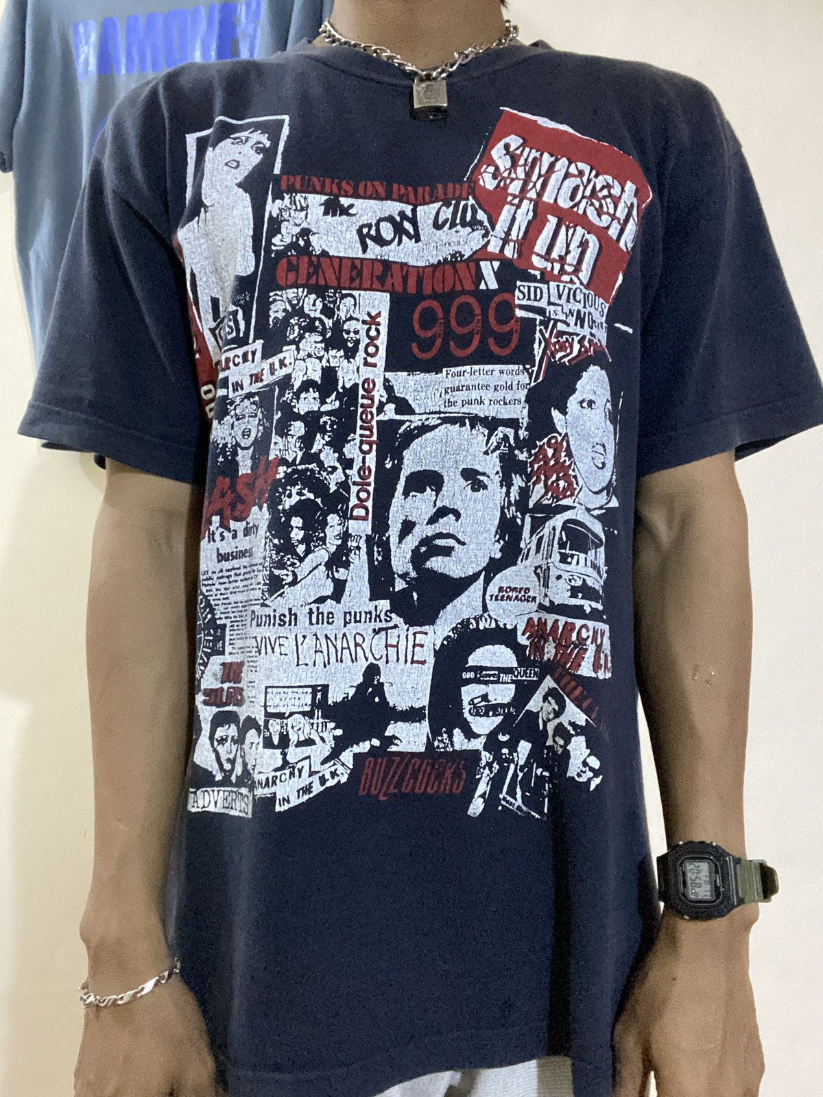 Band Tees Vintage 00s Sexpistols Compilations Filthy Lucre Size US L / EU 52-54 / 3 - 1 Thumbnail