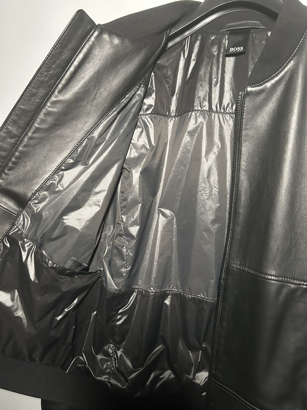 Hugo Boss HUGO BOSS Lamb Leather Jacket FW/20 Size US L / EU 52-54 / 3 - 2 Thumbnail