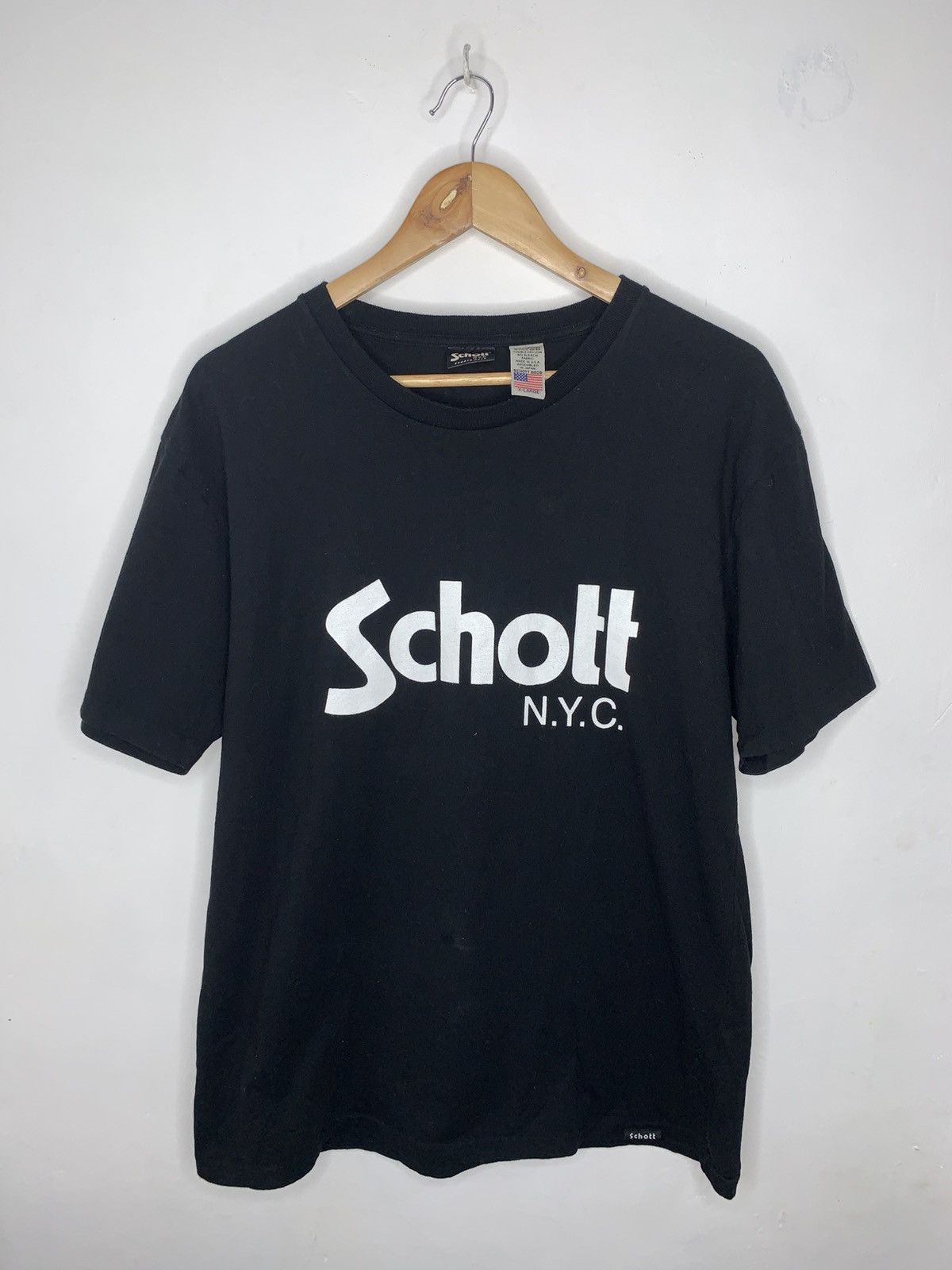 Schott Schott Black T-Shirt Size US XL / EU 56 / 4 - 1 Thumbnail