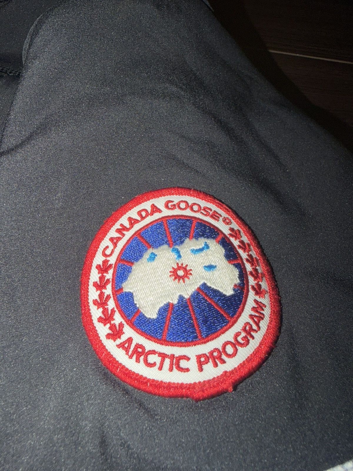 Canada Goose Canada Goose Hybridge hood down Jacket Size US L / EU 52-54 / 3 - 2 Thumbnail