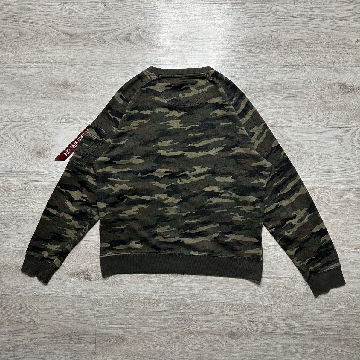 Alpha Industries Alpha Industries Camo sweatshirt - XL Size US XL / EU 56 / 4 - 8 Thumbnail