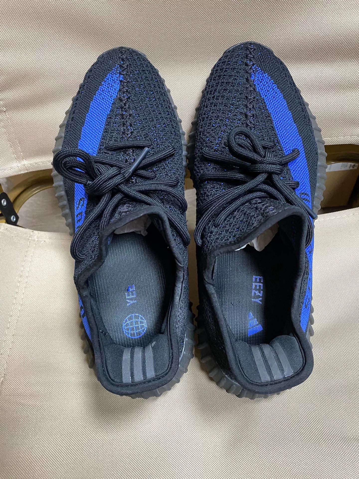 Yeezy Yeezy Blue Lowtop Sneakers 42 Men Size US 9 / EU 42 - 1 Thumbnail