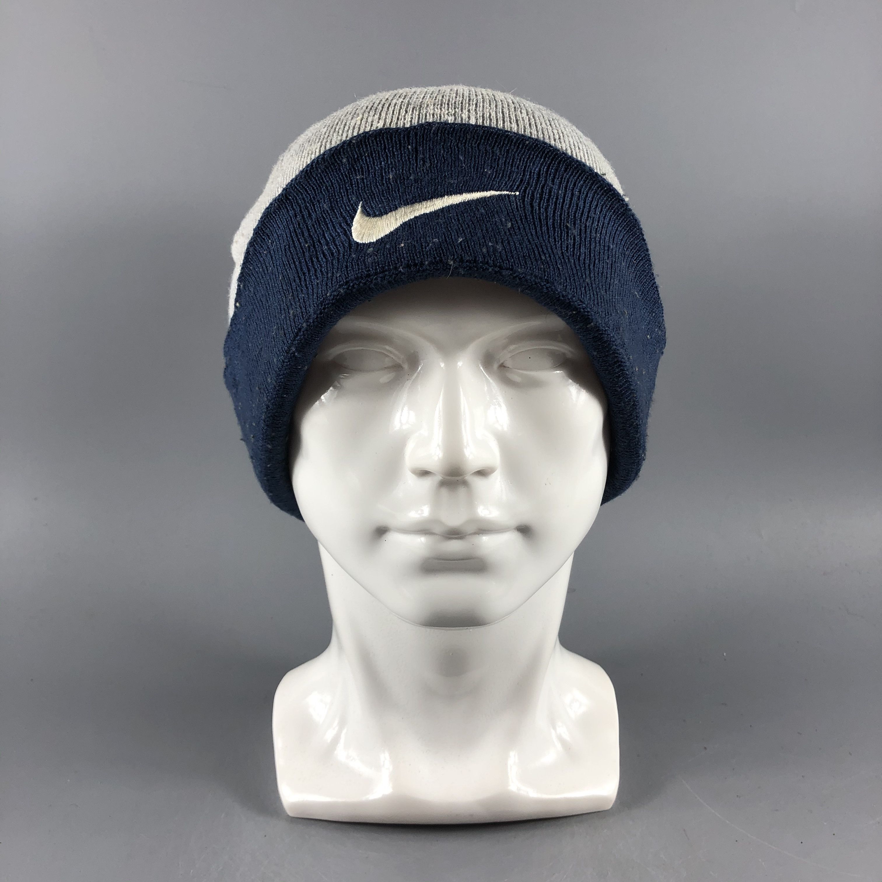image of Nike Swoosh Hats Stripe Beanie Embroidery B952, Men's