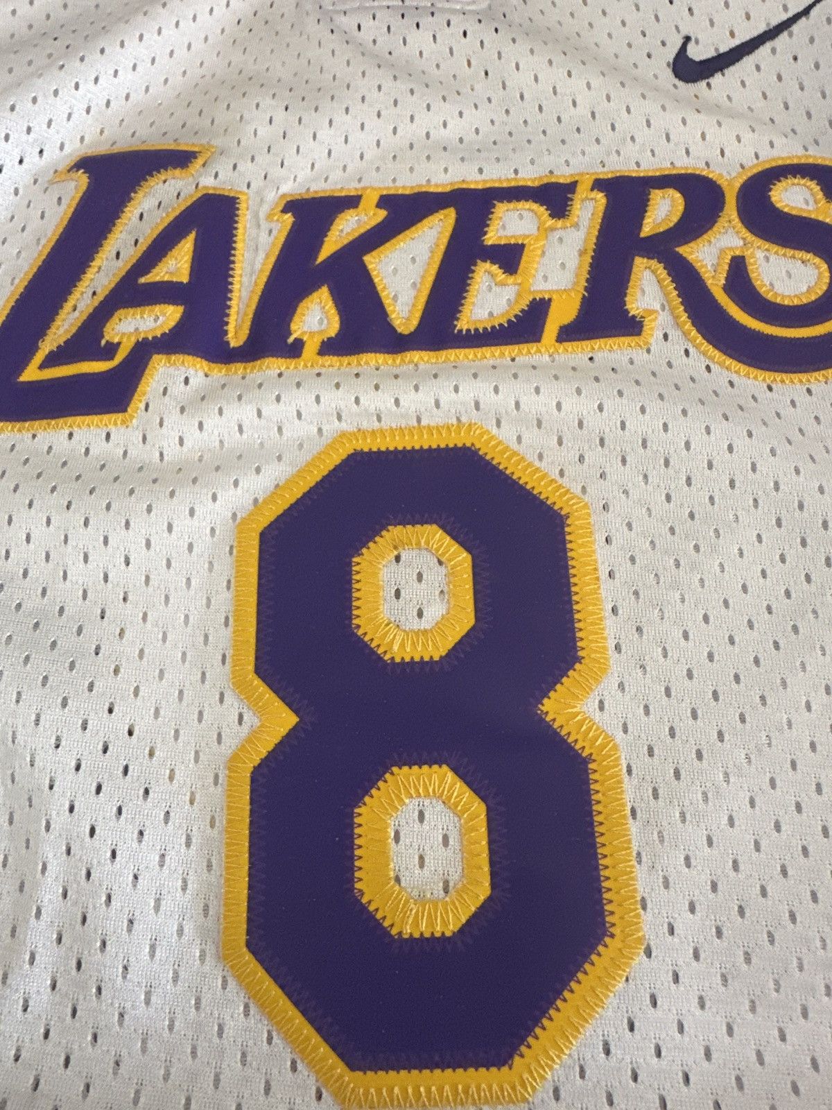 Nike Vintage Stitched Kobe Bryant Lakers #8 Youth XL Nike Jersey Size S / US 4 / IT 40 - 3 Thumbnail