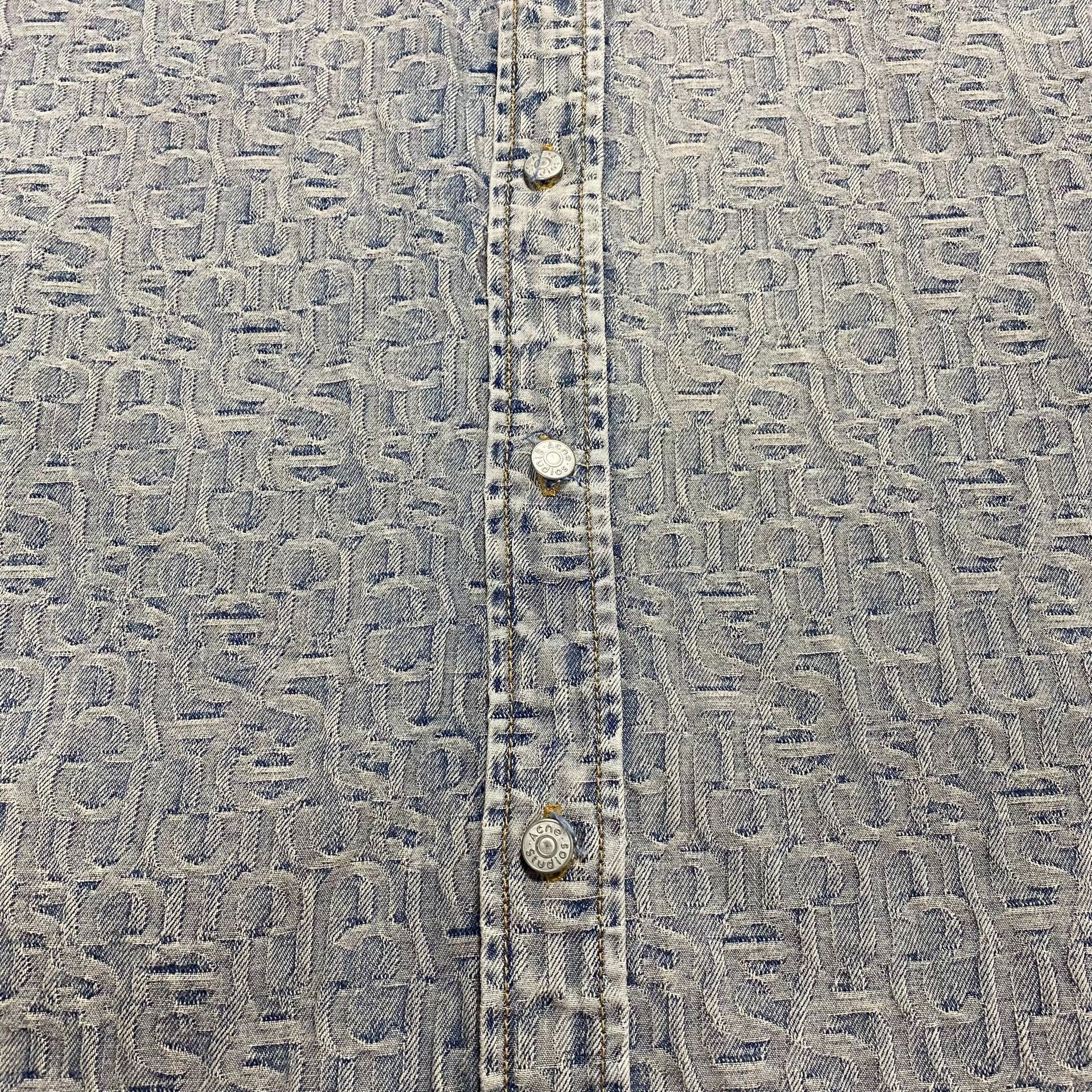 Acne Studios Acne studios Embossed denim shirts all over Nextarrow-2412 Size US S / EU 44-46 / 1 - 4 Thumbnail