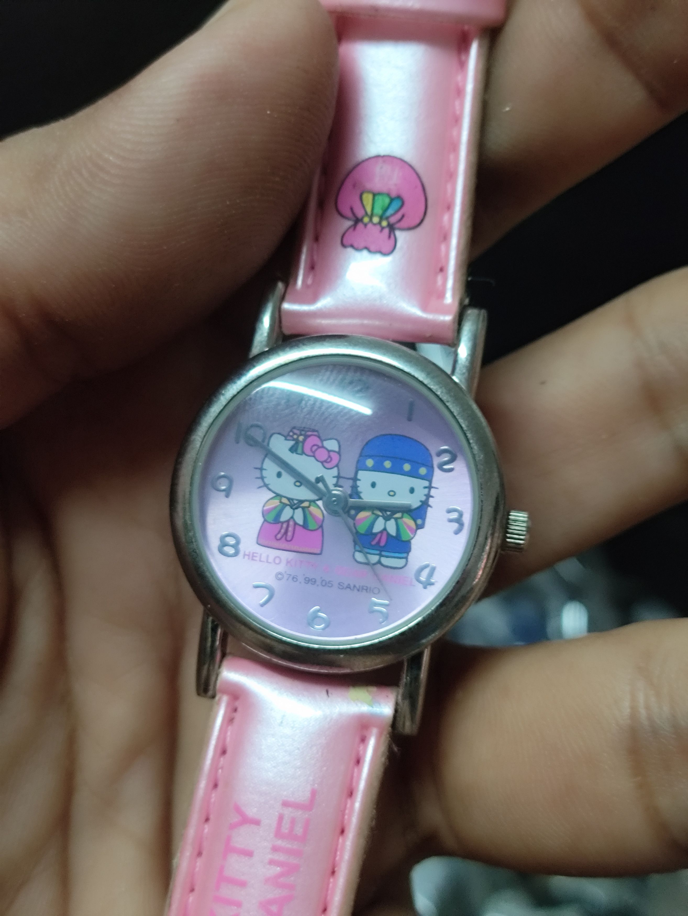 Vintage HELLO KITTY VINTAGE LADIES WATCH JAPAN QUARTZ Size ONE SIZE - 5 Thumbnail