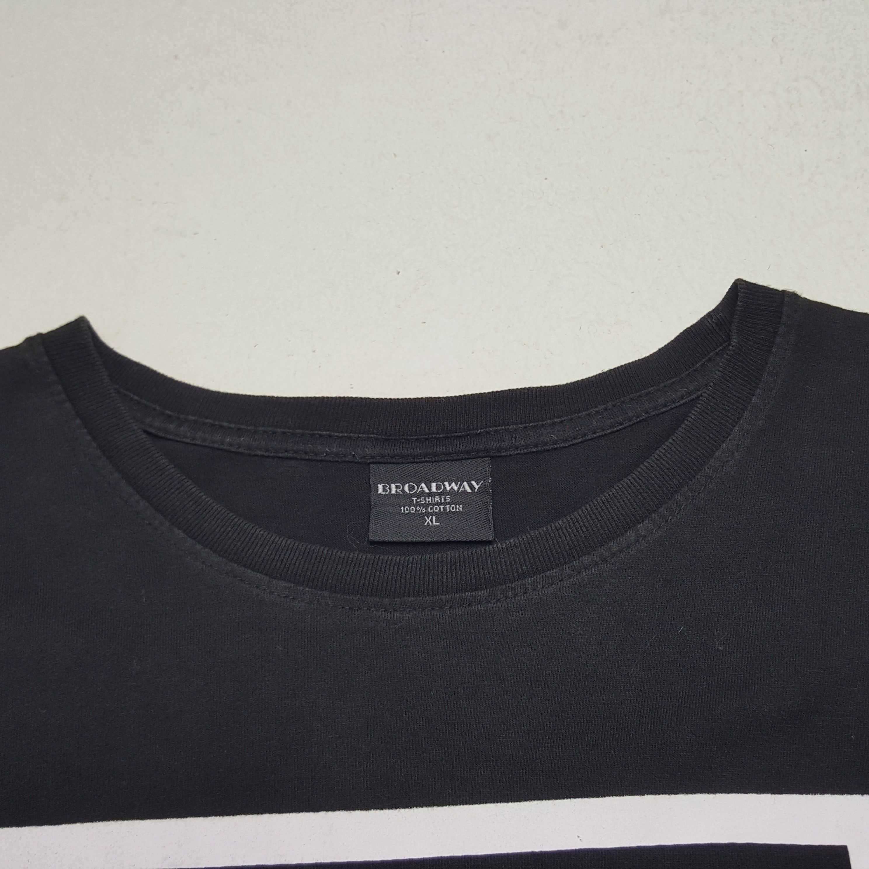 Band Tees × Vintage Vintage NIN American Band Tshirt Size US XXL / EU 58 / 5 - 4 Thumbnail