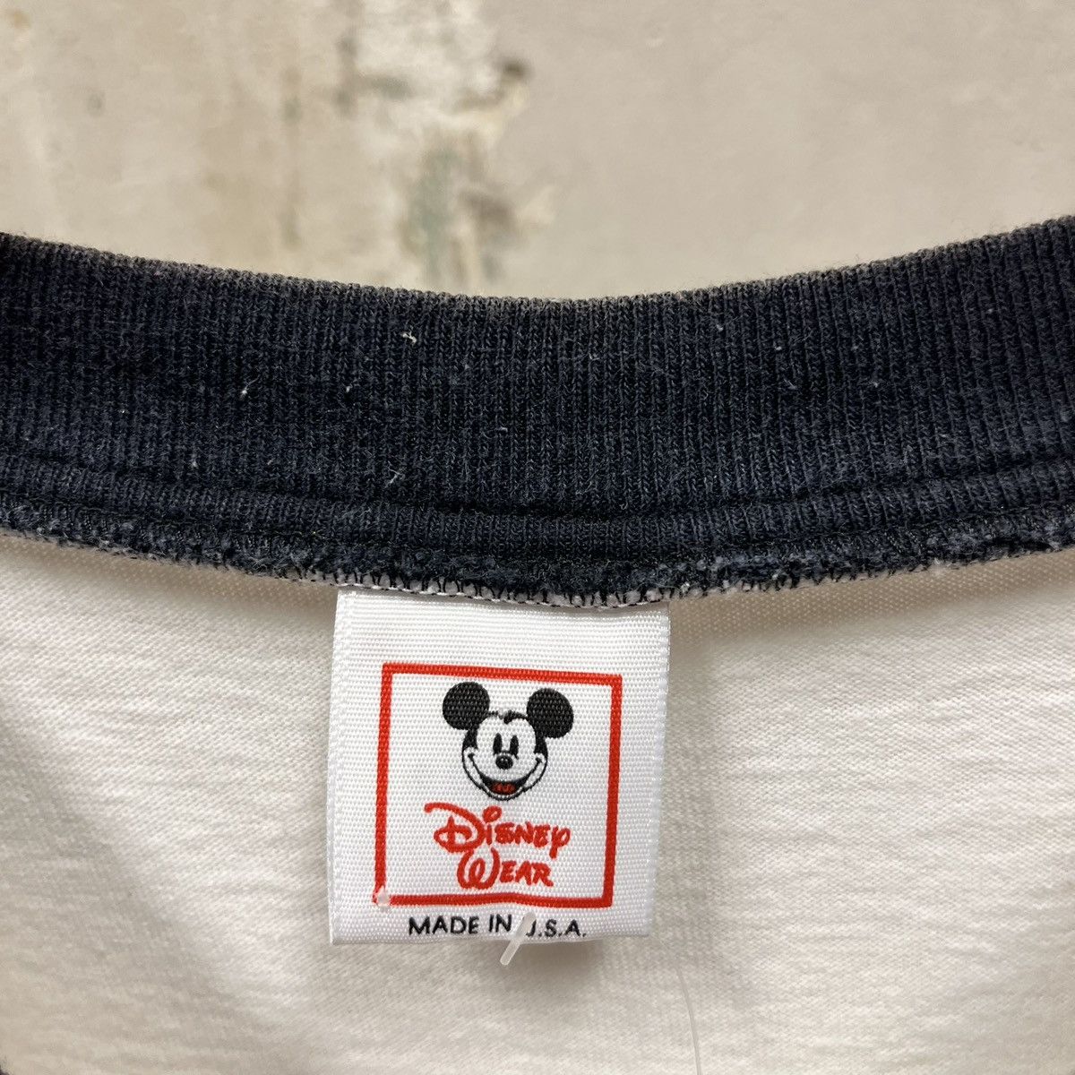 Disney Disney Wear Vintage 90s 25 Years Magician Mickey Mouse Tee Size US L / EU 52-54 / 3 - 4 Thumbnail