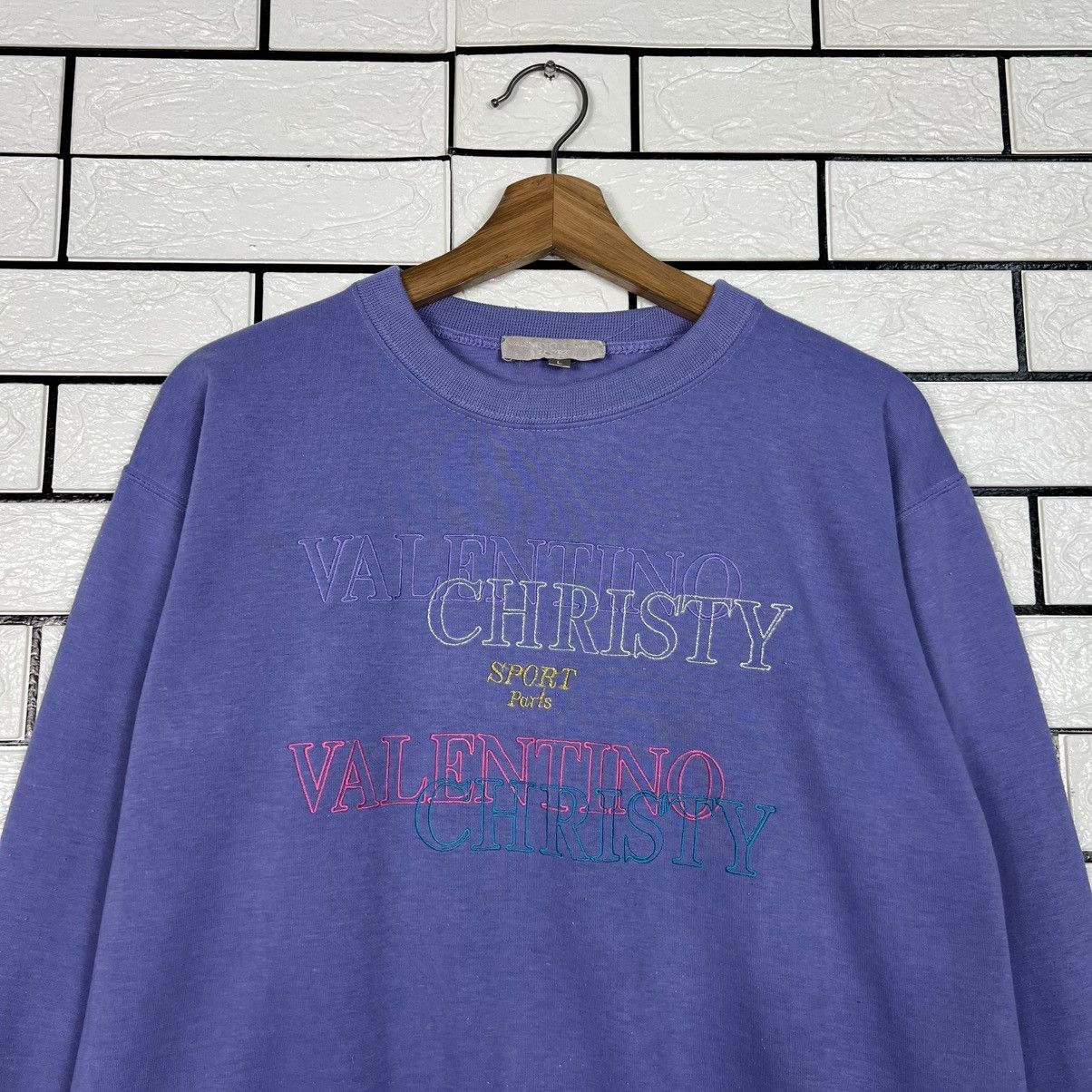 Vintage VALENTINO CHRISTY Big Logo Crewneck Sweatshirt #4099-C186 Size US L / EU 52-54 / 3 - 2 Thumbnail